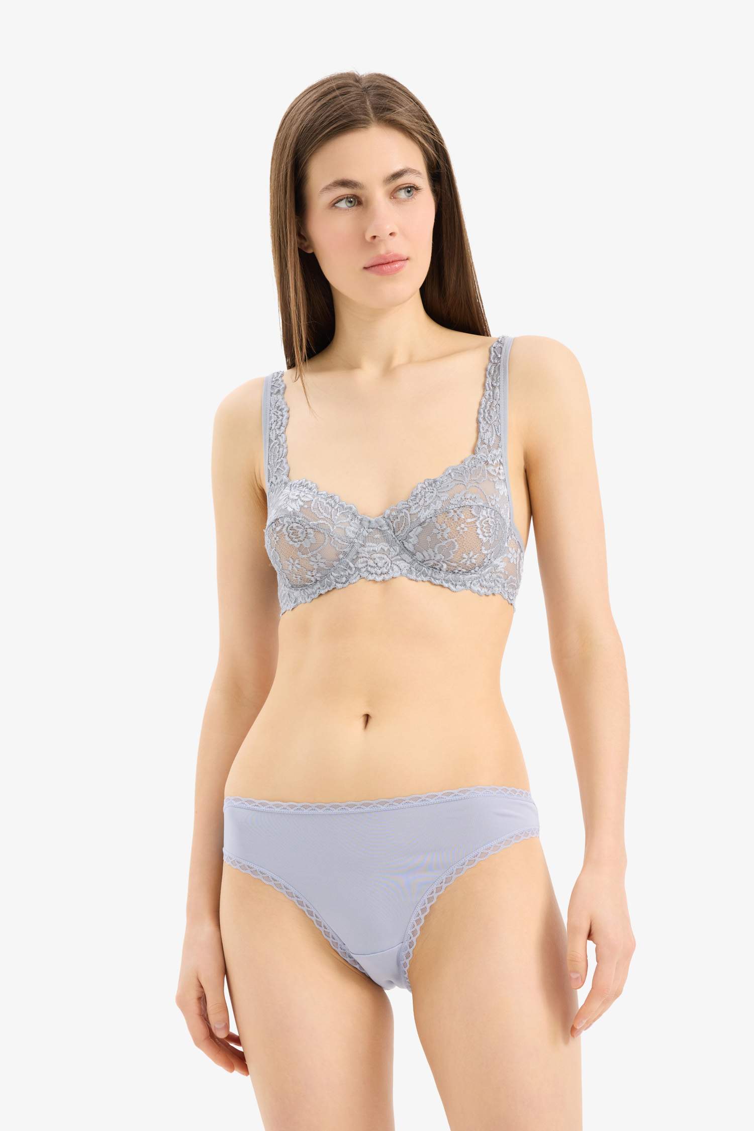 Lace Detailed Micro 3 Piece Slip Panties