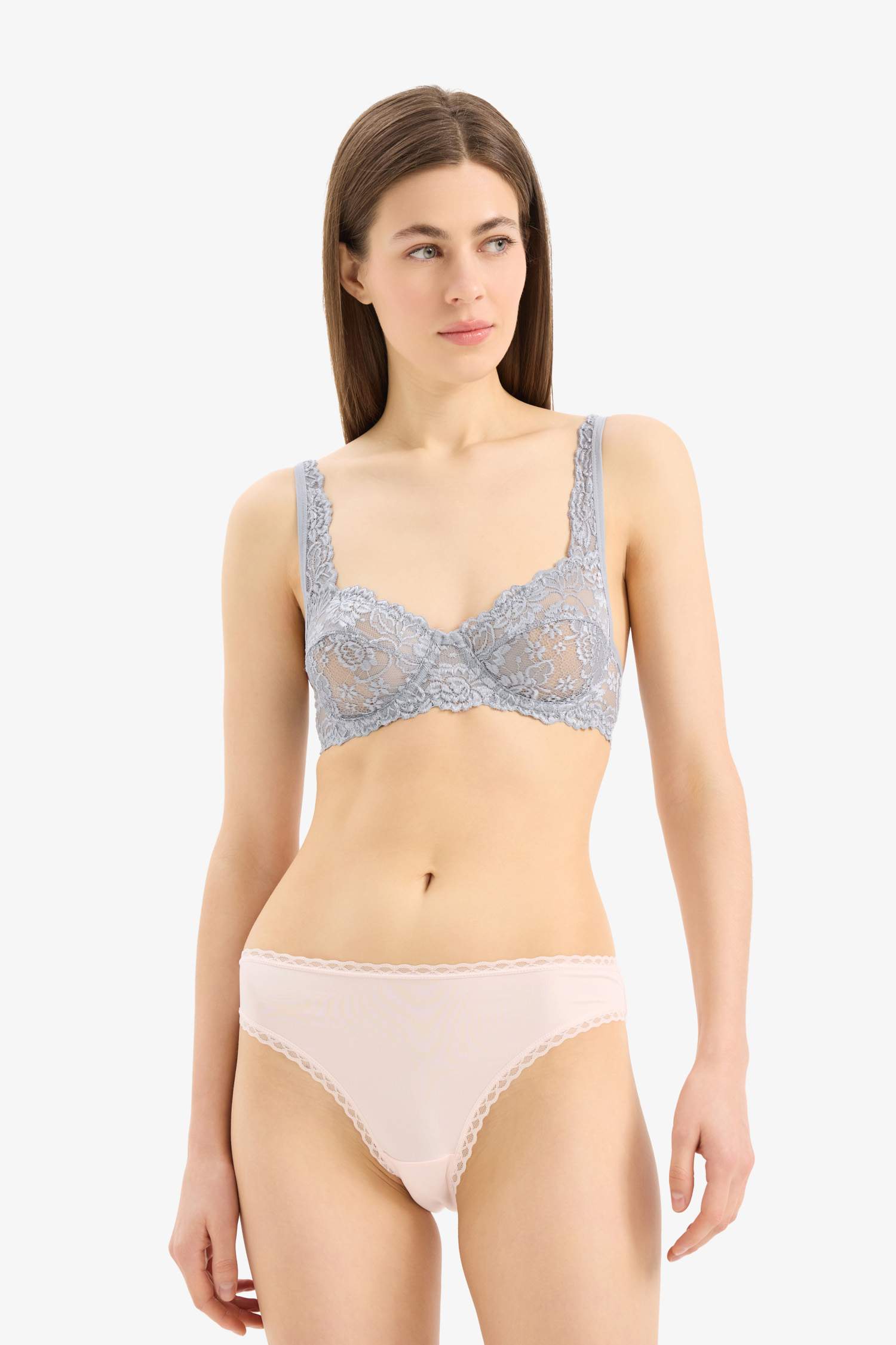 Lace Detailed Micro 3 Piece Slip Panties