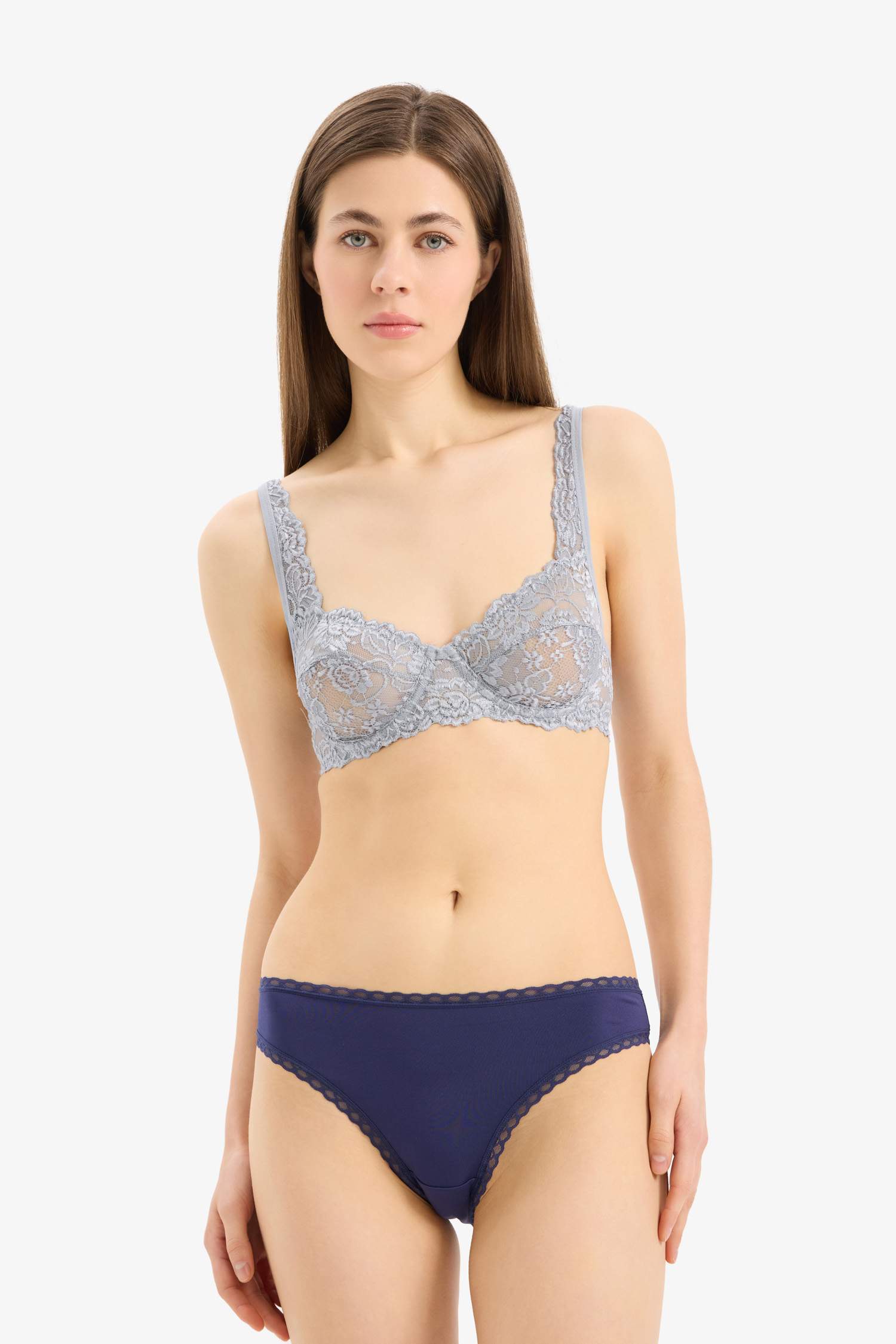 Lace Detailed Micro 3 Piece Slip Panties