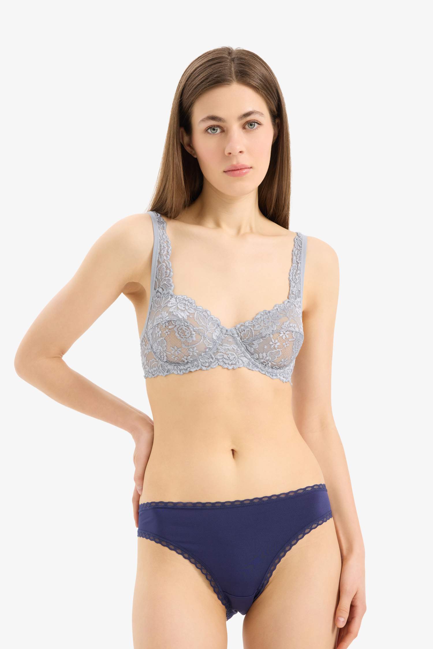 Lace Detailed Micro 3 Piece Slip Panties