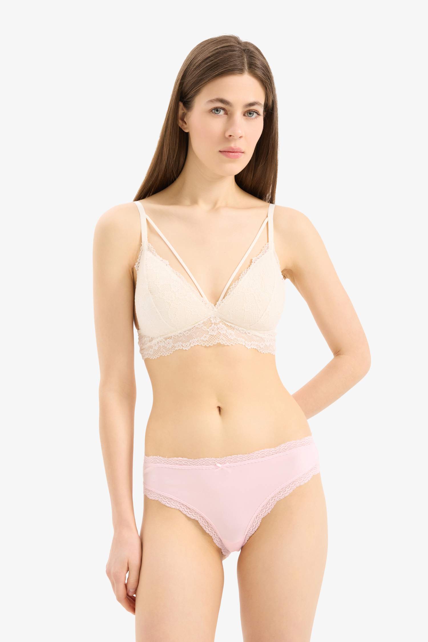 Dantel Detaylı Micro 3'lü Brazilian Külot