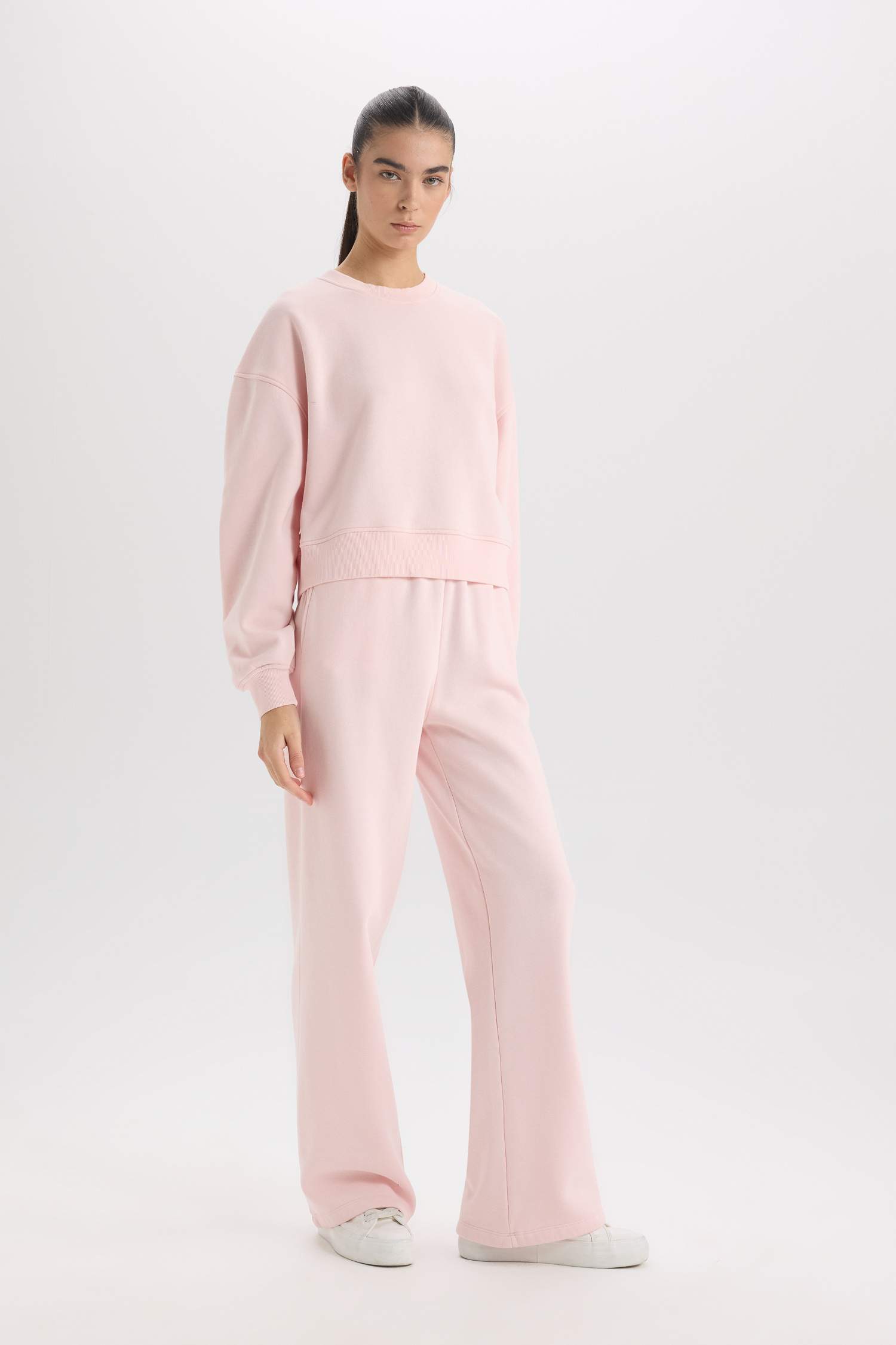 Straight Fit Eşofman Altı Standart Boy Basic Düz Cepli Beli Lastikli Geniş Bol Paça