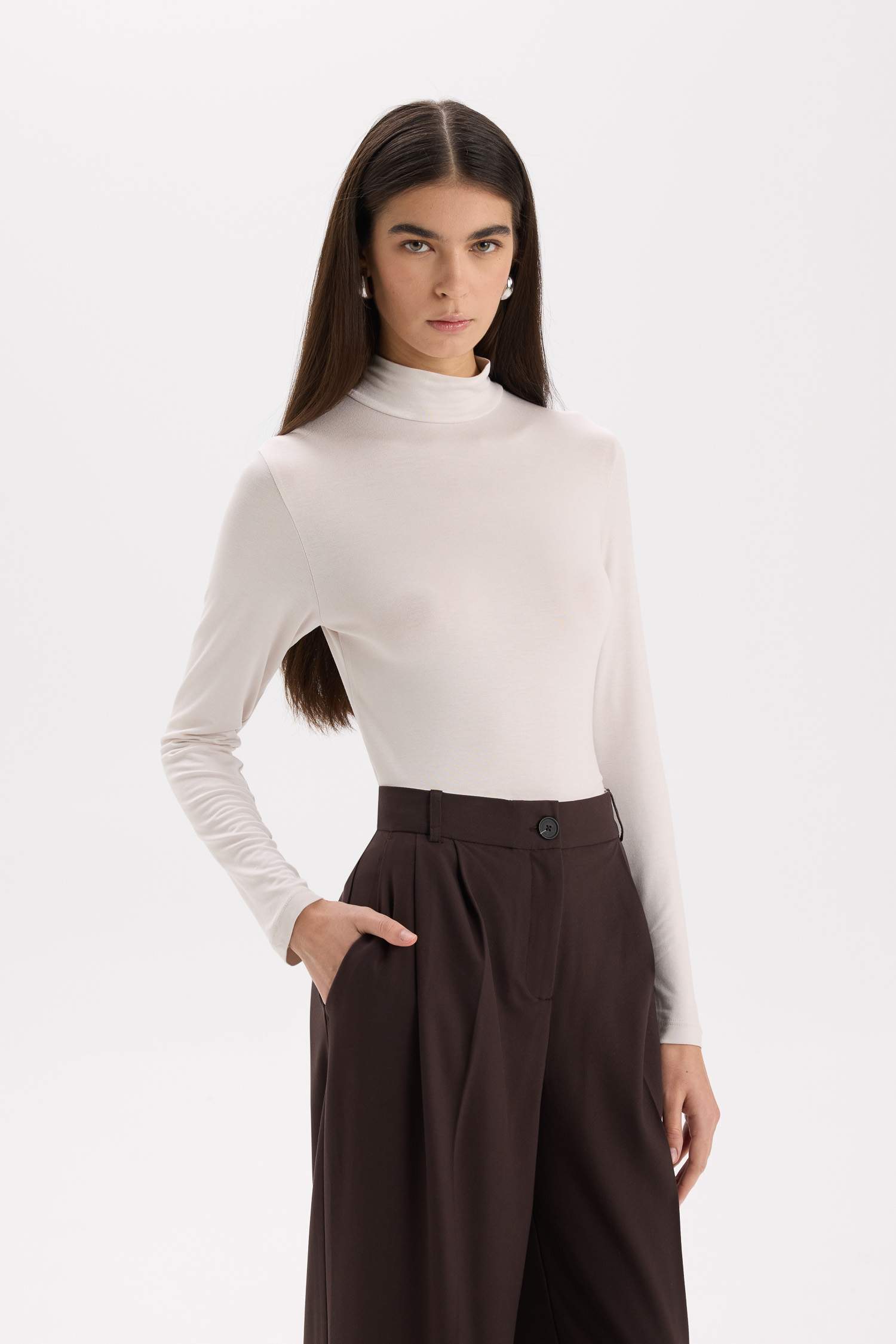 Slim Fit Turtleneck Basic T-Shirt
