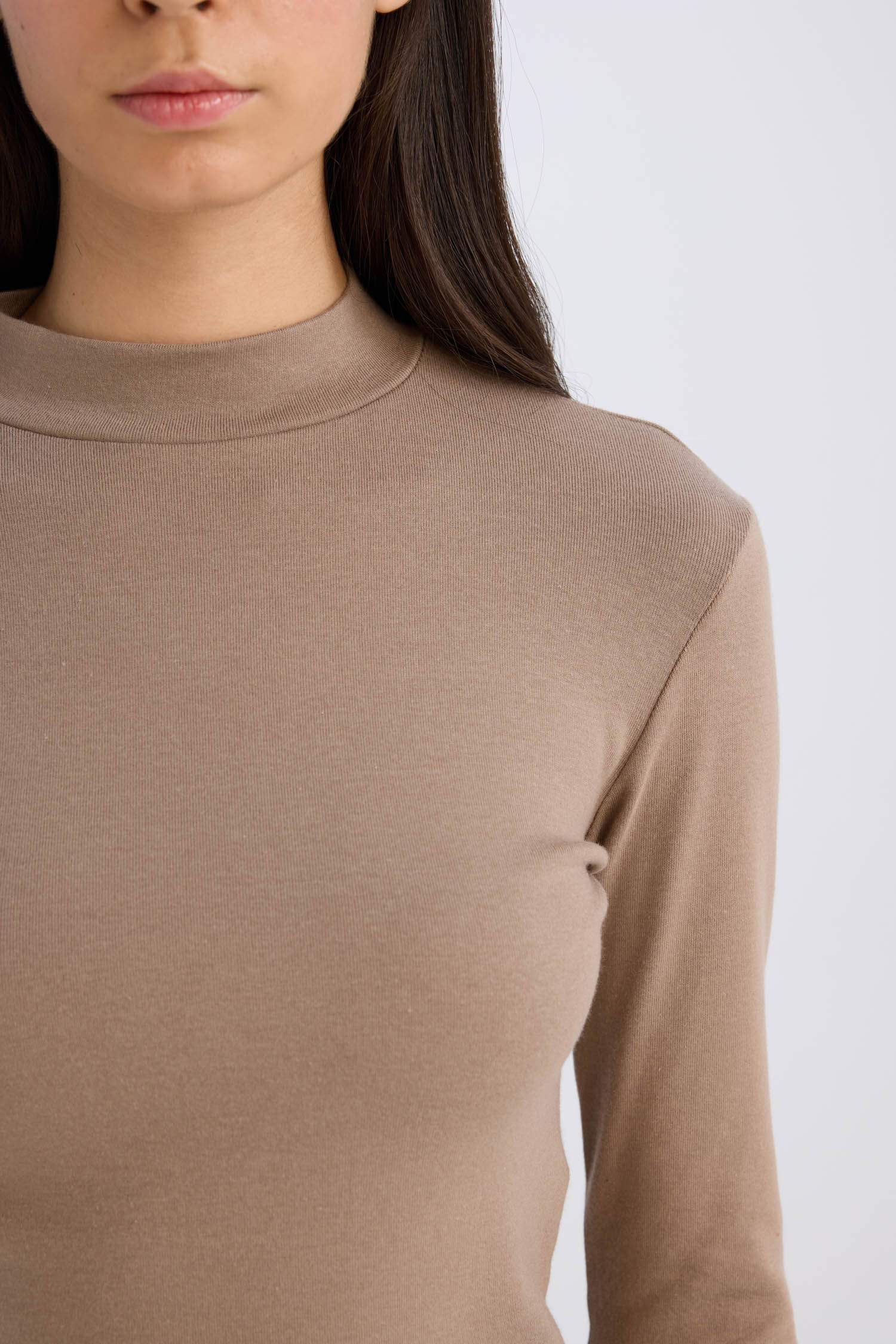 تي شيرت كم طويل سليم فيت هاف كول