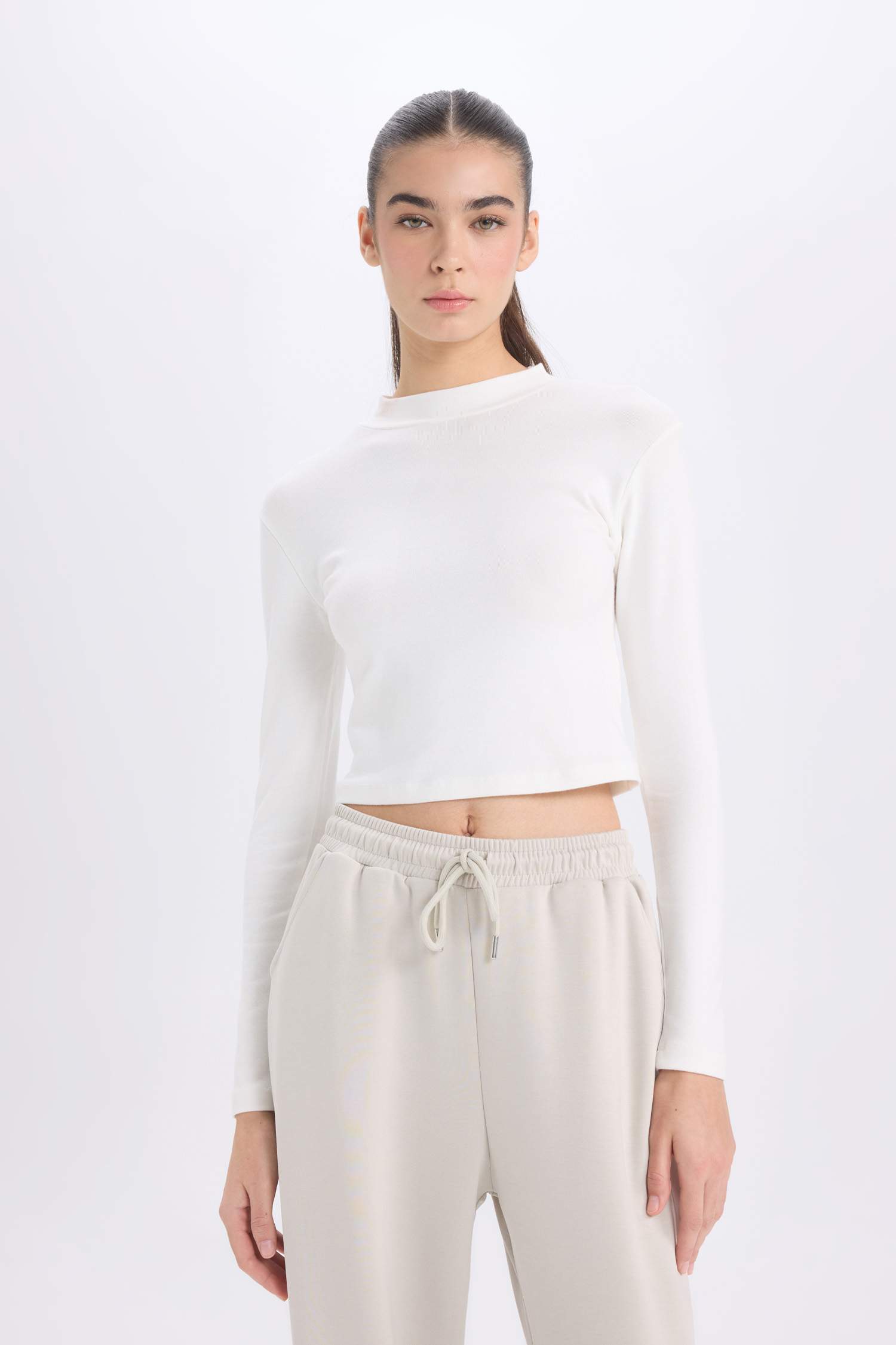 تي شيرت كم طويل سليم فيت هاف كول