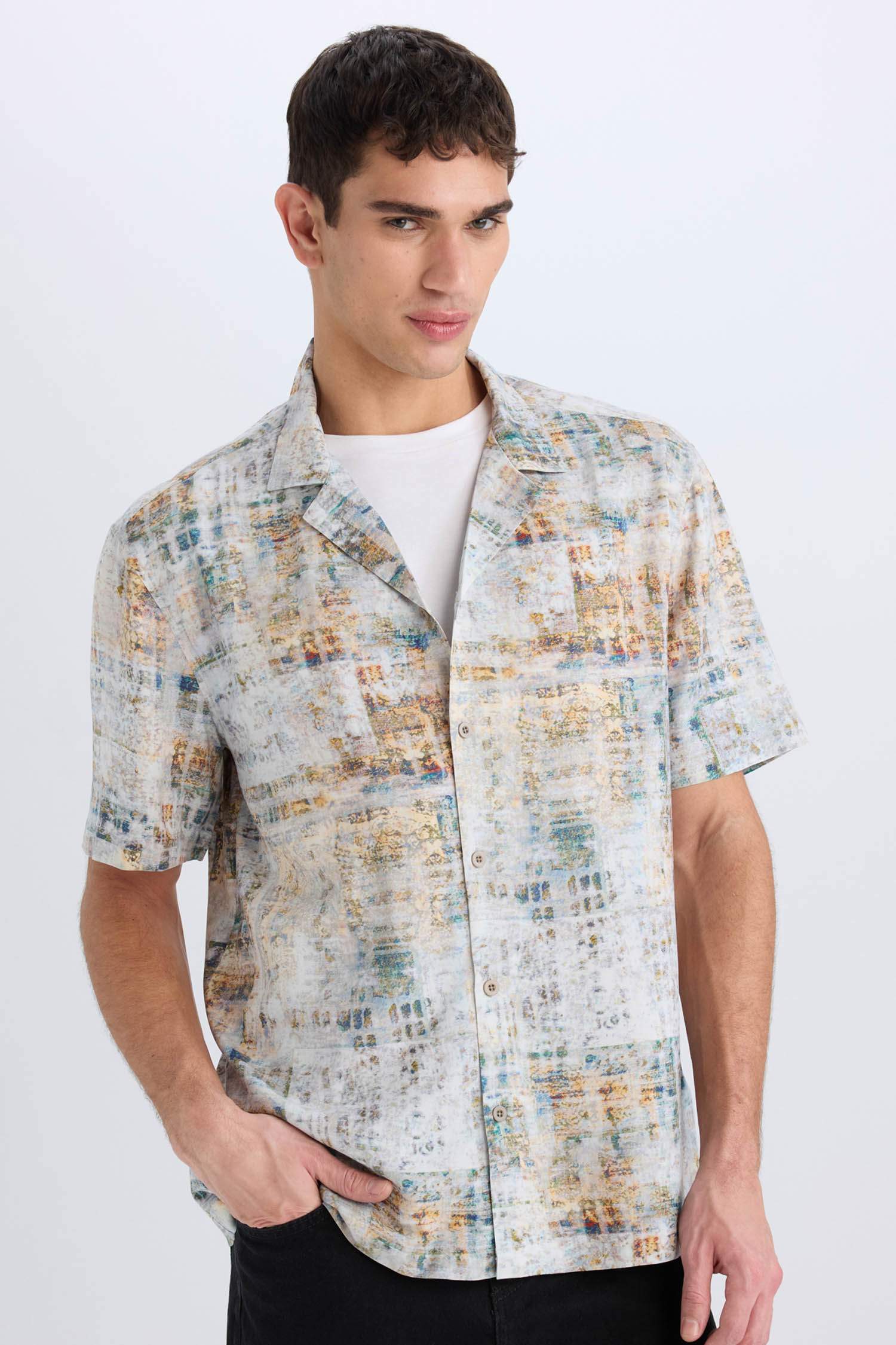 قميص نص ردن مطبوع قصة عادية بياخة عالية