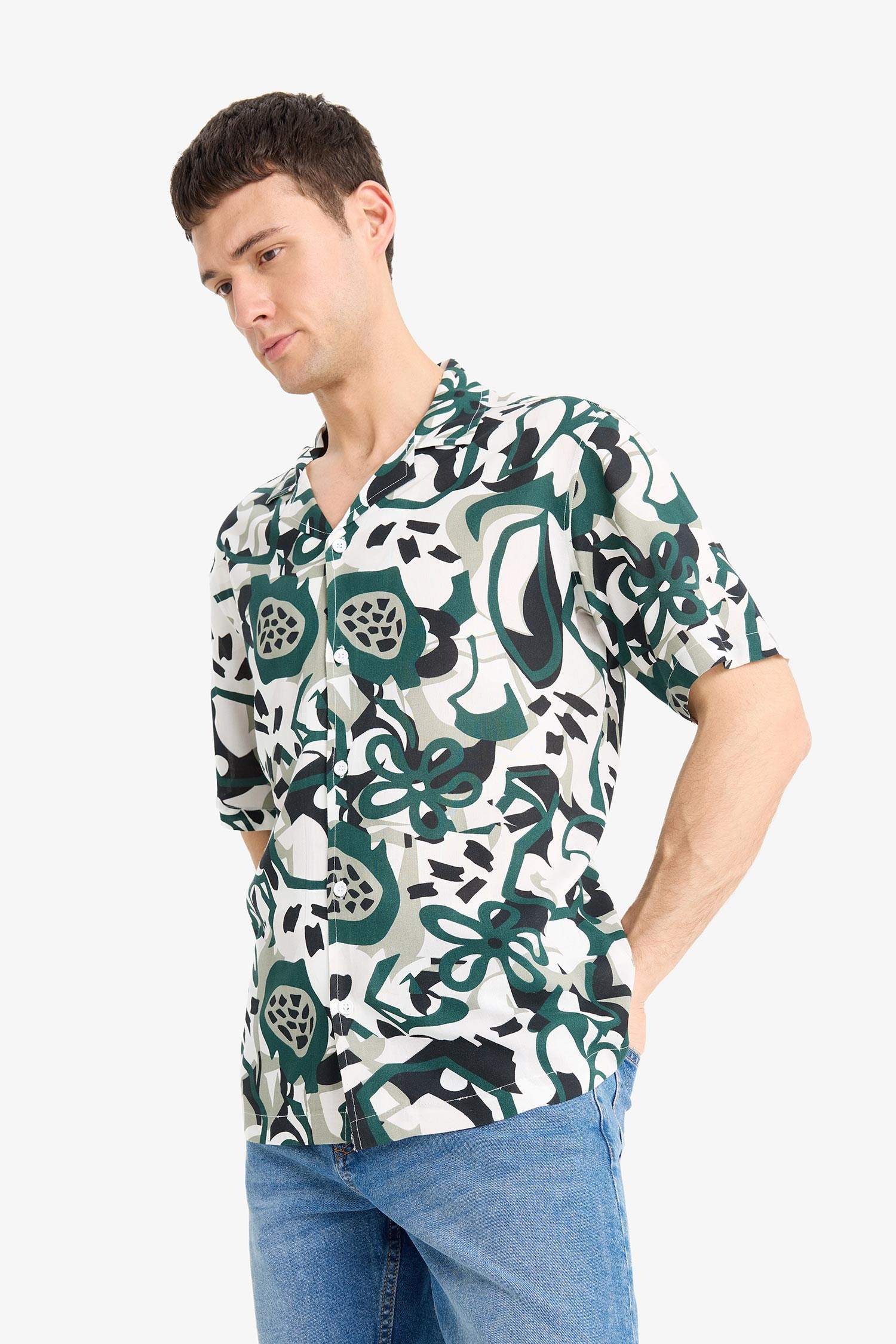 Regular Fit Apache Neck Short Sleeve Shirt