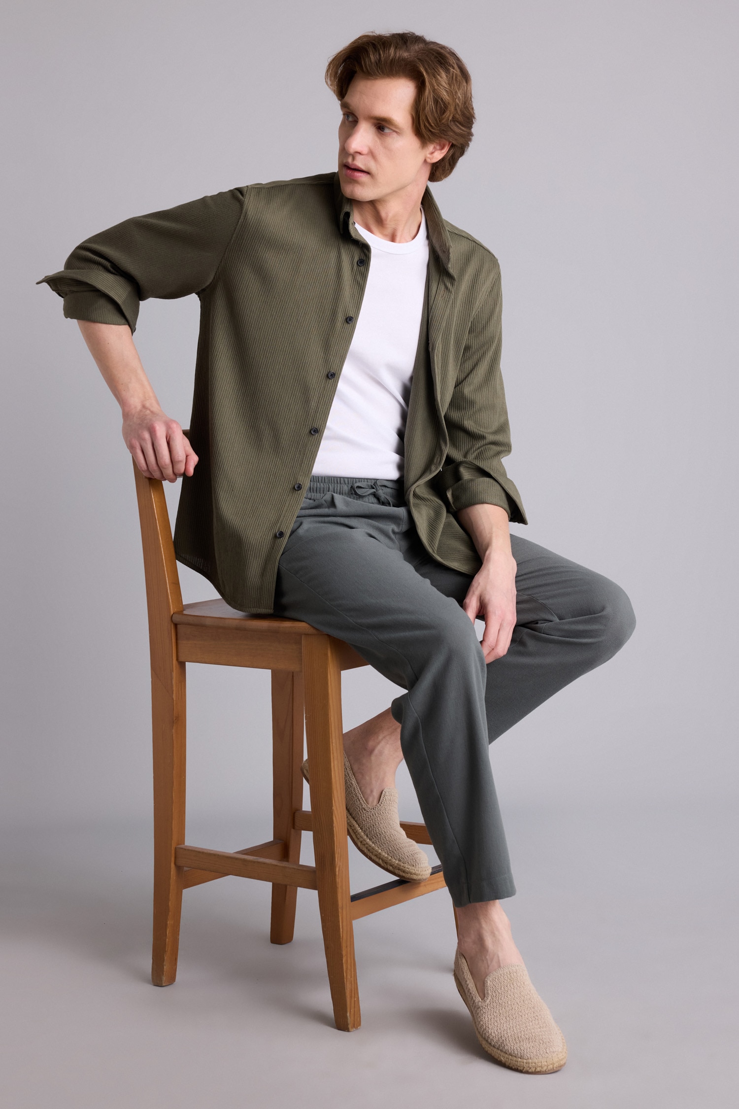 DeFacto Relax Fit Keten Görünümlü Pantolon görsel 3