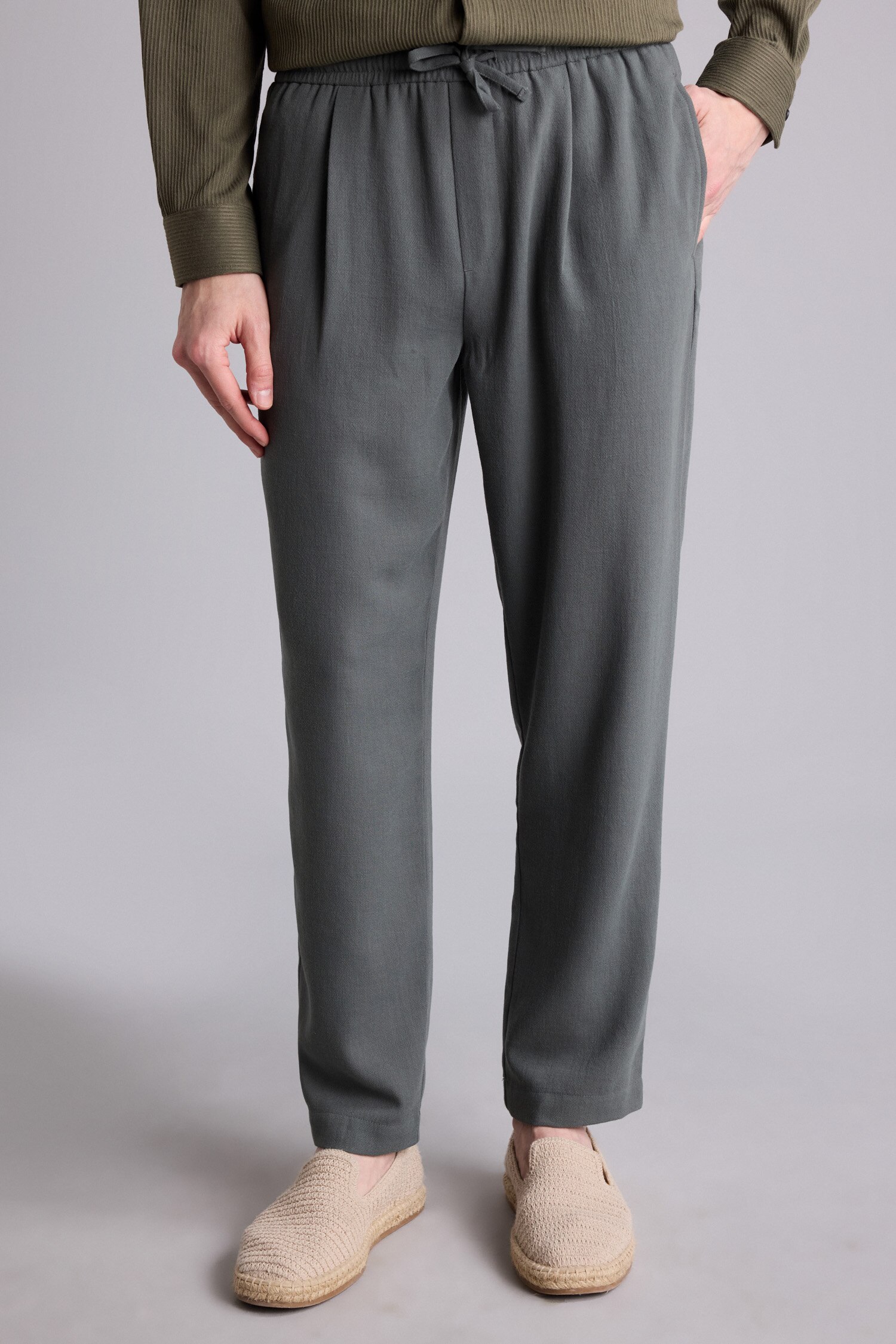 DeFacto Relax Fit Keten Görünümlü Pantolon görsel 4