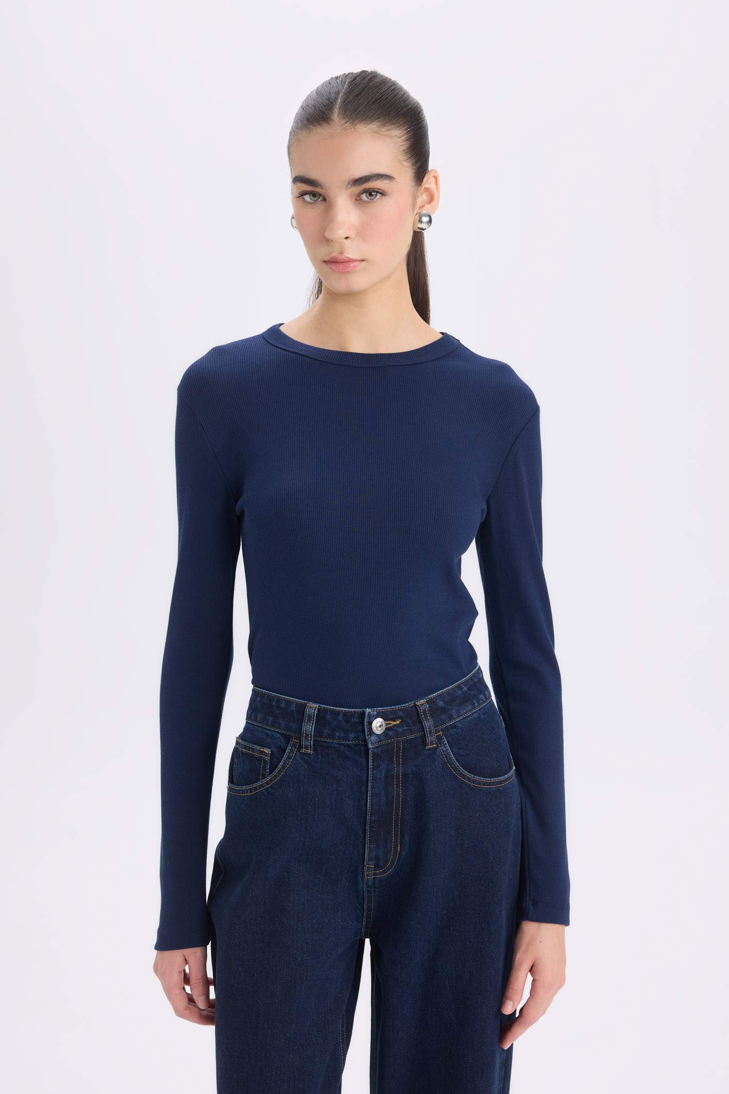 تيشيرت كم طويل نسيج مشروط سليم فيت