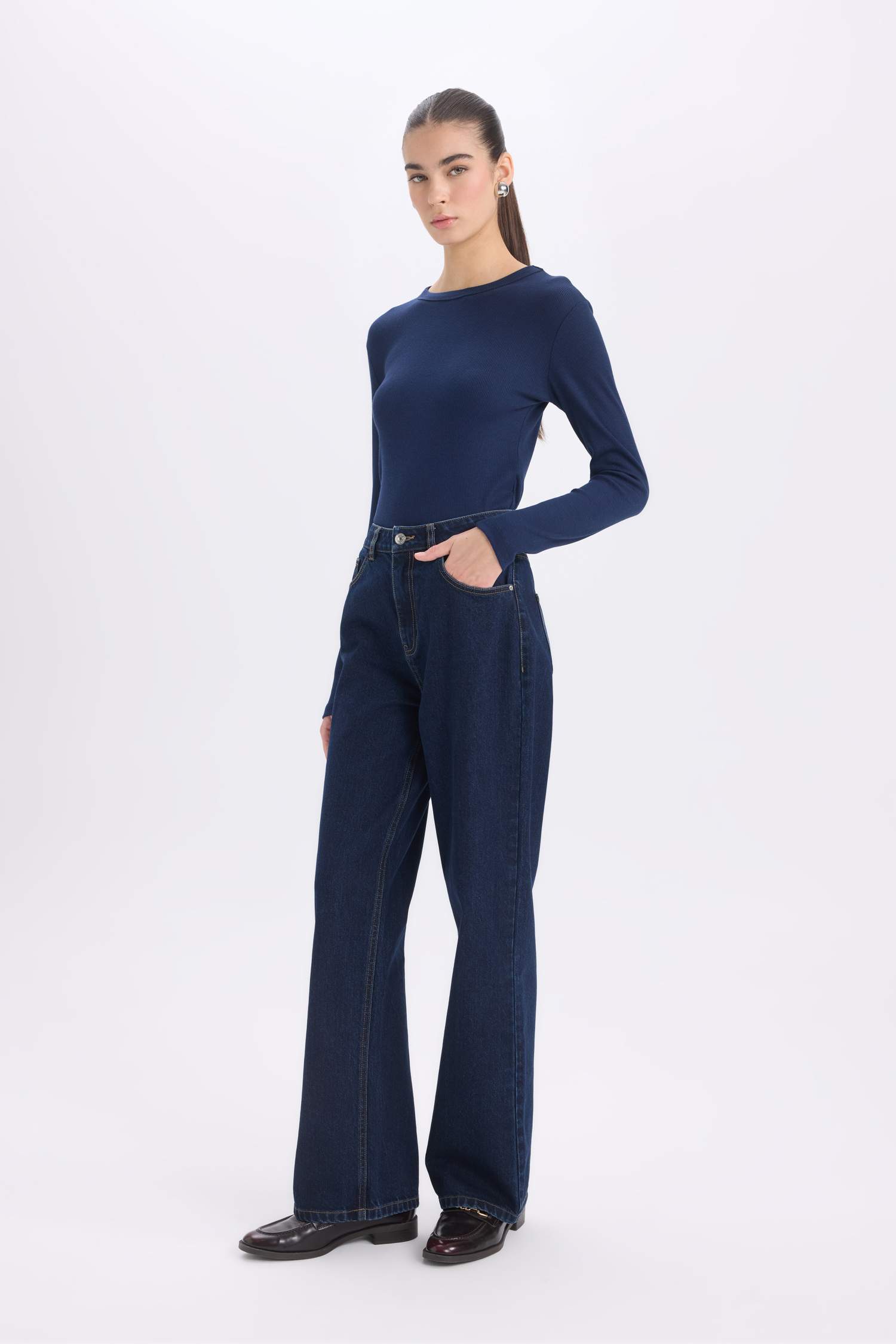 تيشيرت كم طويل نسيج مشروط سليم فيت