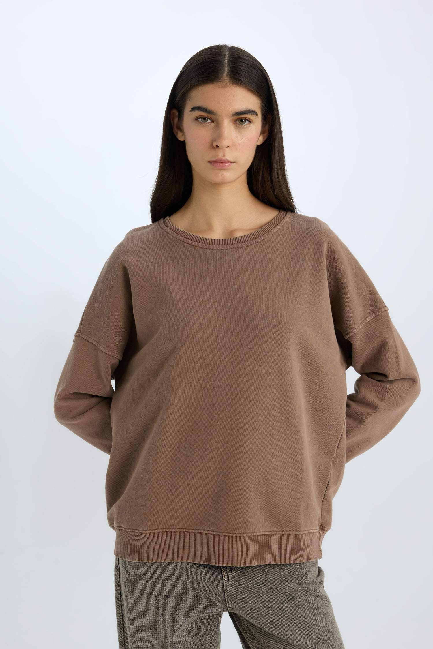 Sweatshirt Oversize basique à col rond