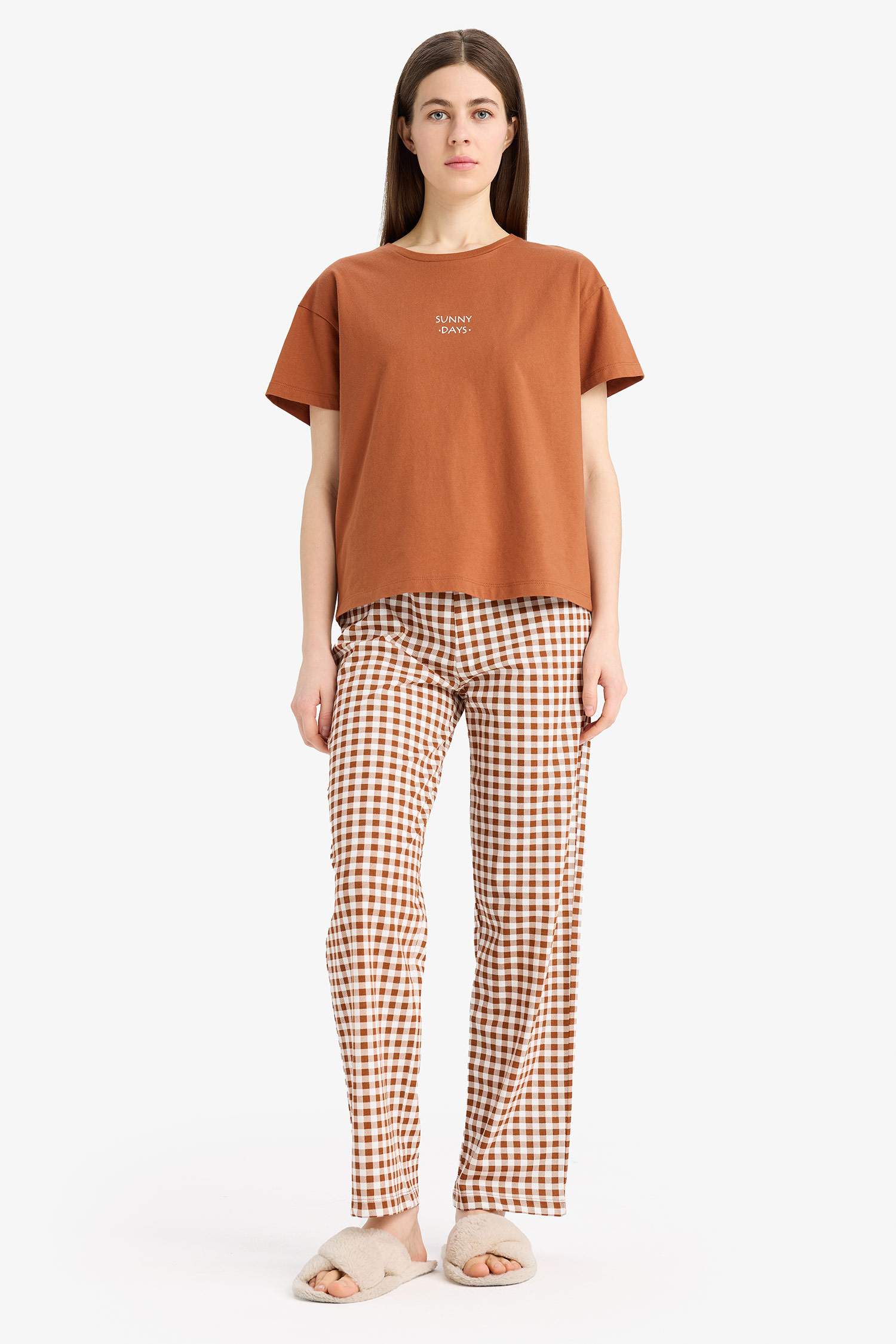 Pijama Takımı Kısa Kollu Üst Beli Lastikli Uzun Kareli Alt