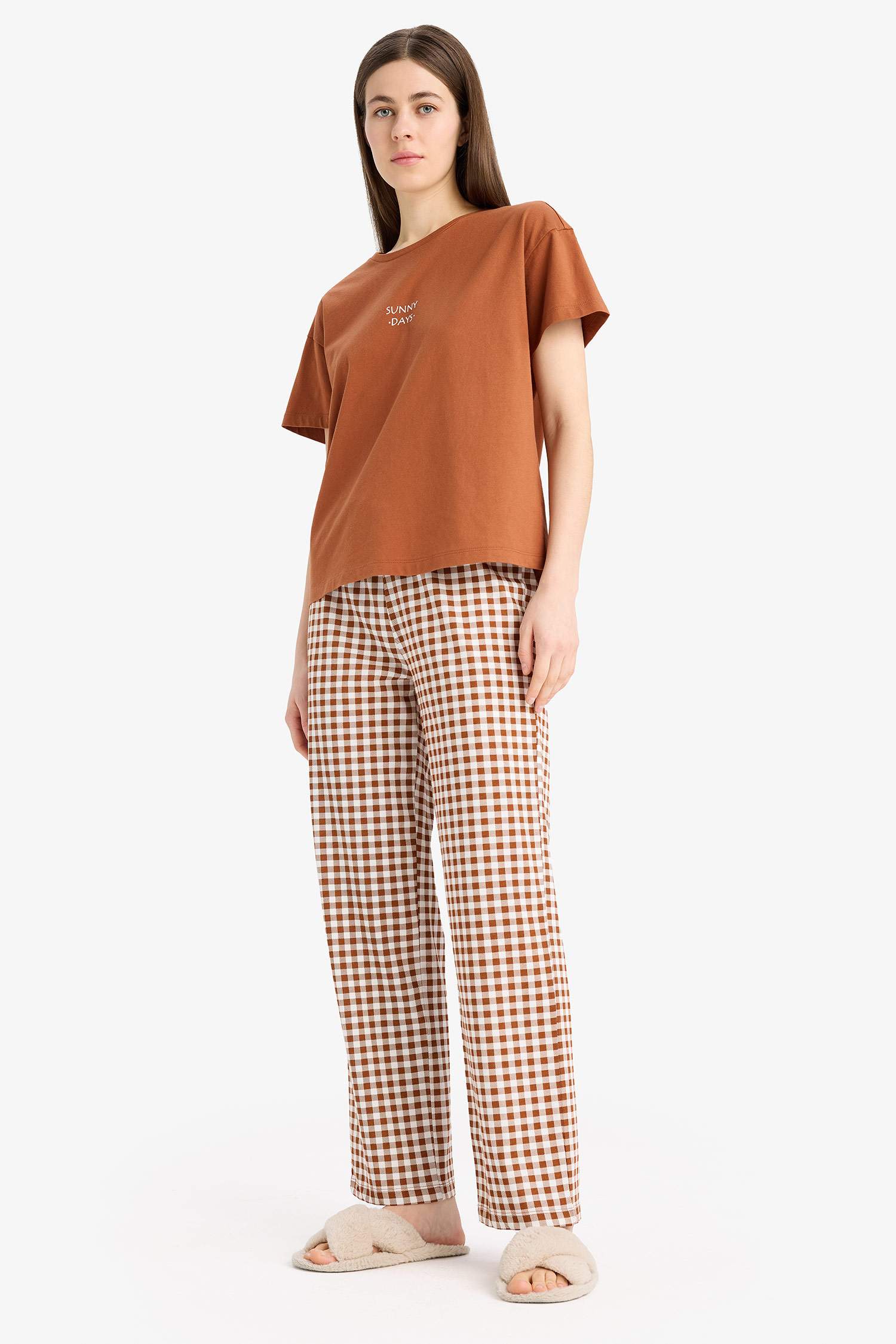 Pijama Takımı Kısa Kollu Üst Beli Lastikli Uzun Kareli Alt