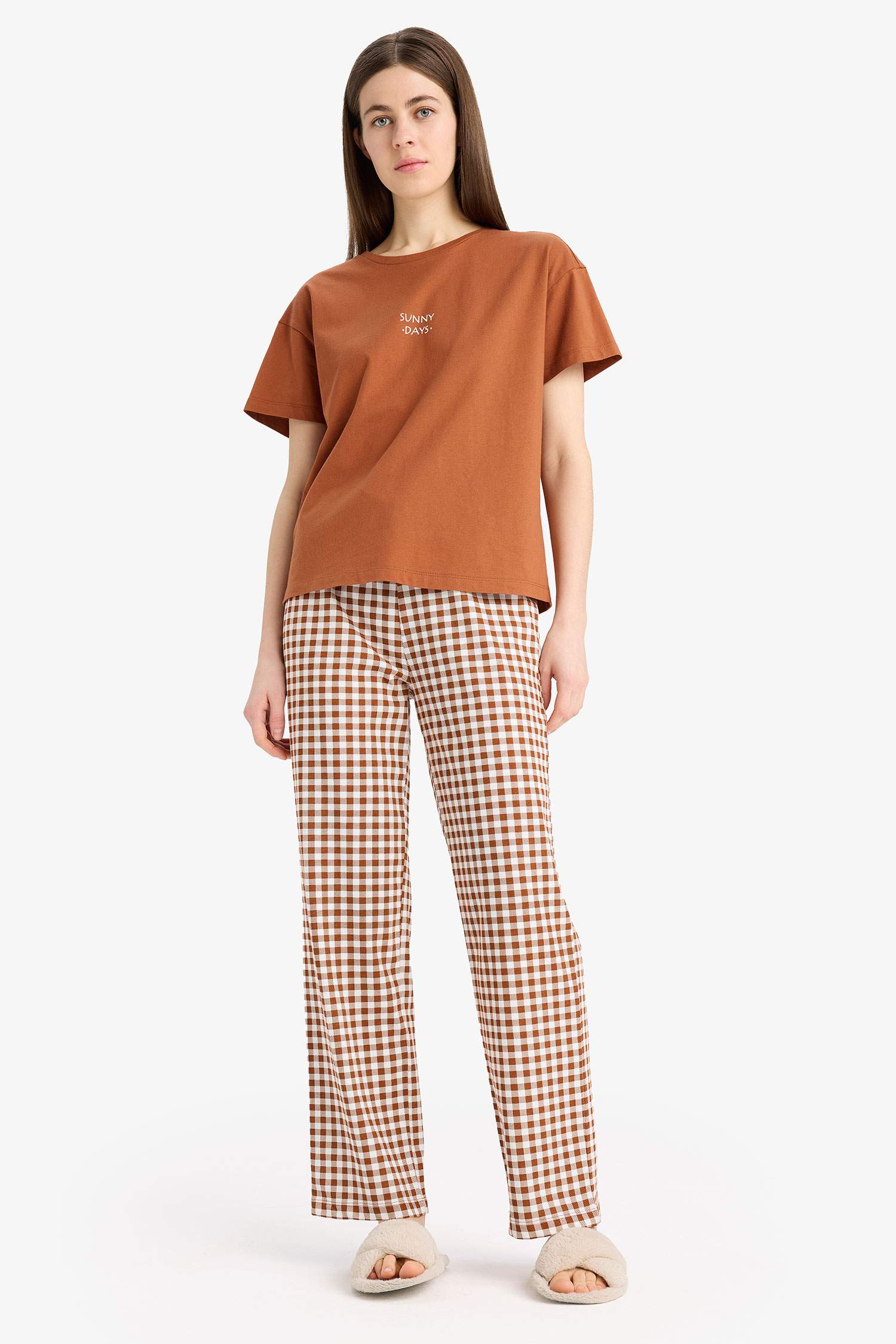 Pijama Takımı Kısa Kollu Üst Beli Lastikli Uzun Kareli Alt