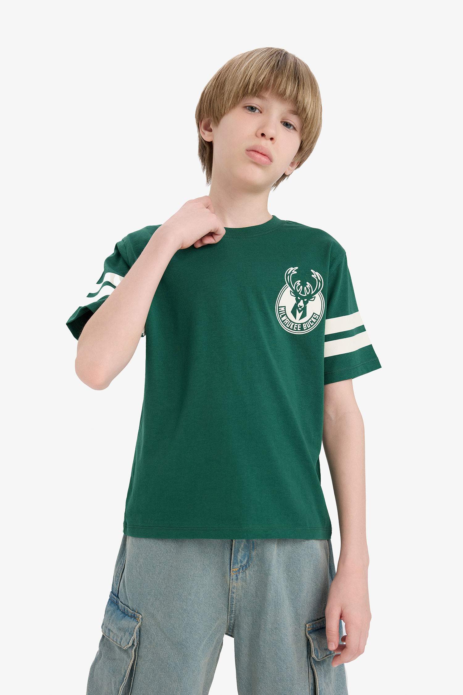 T-shirt NBA Milwaukee Bucks à col rond et manches courtes pour garçon