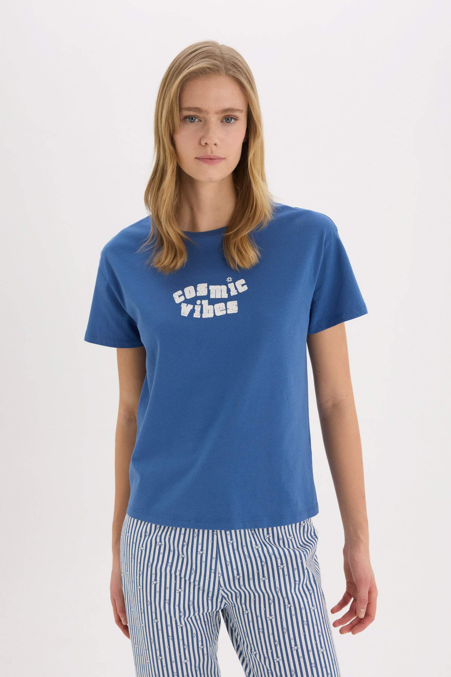 Pijama Takımı Baskılı Kısa Kollu Üst Çizgili Uzun Alt-Fall in Love