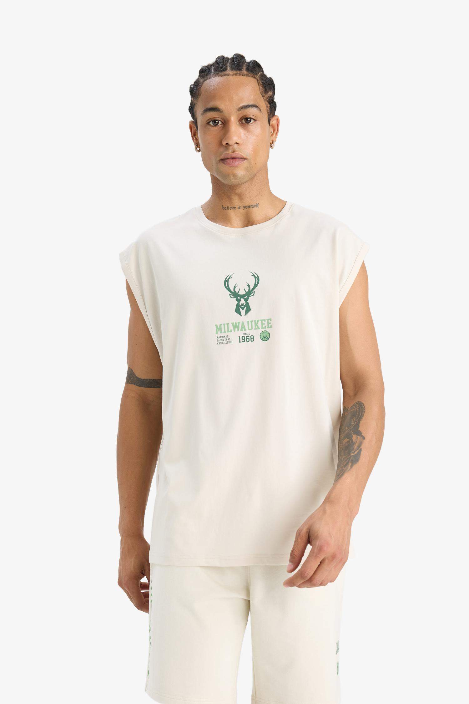 DeFactoFit NBA Milwaukee Bucks Oversize Geniş Kalıp Bisiklet Yaka Atlet