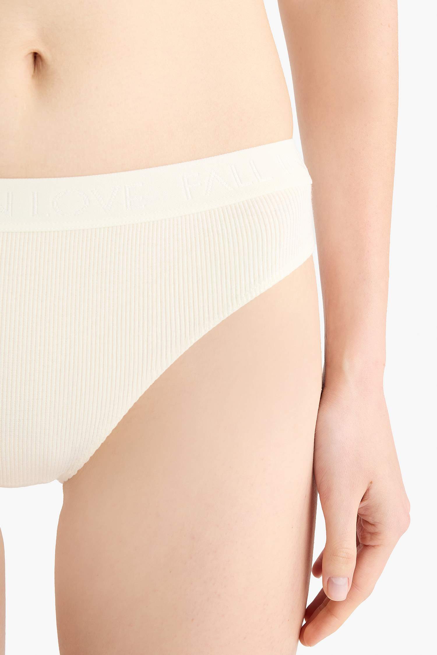 كلوت سليب مضلع من Fall in Love من 3 قطع