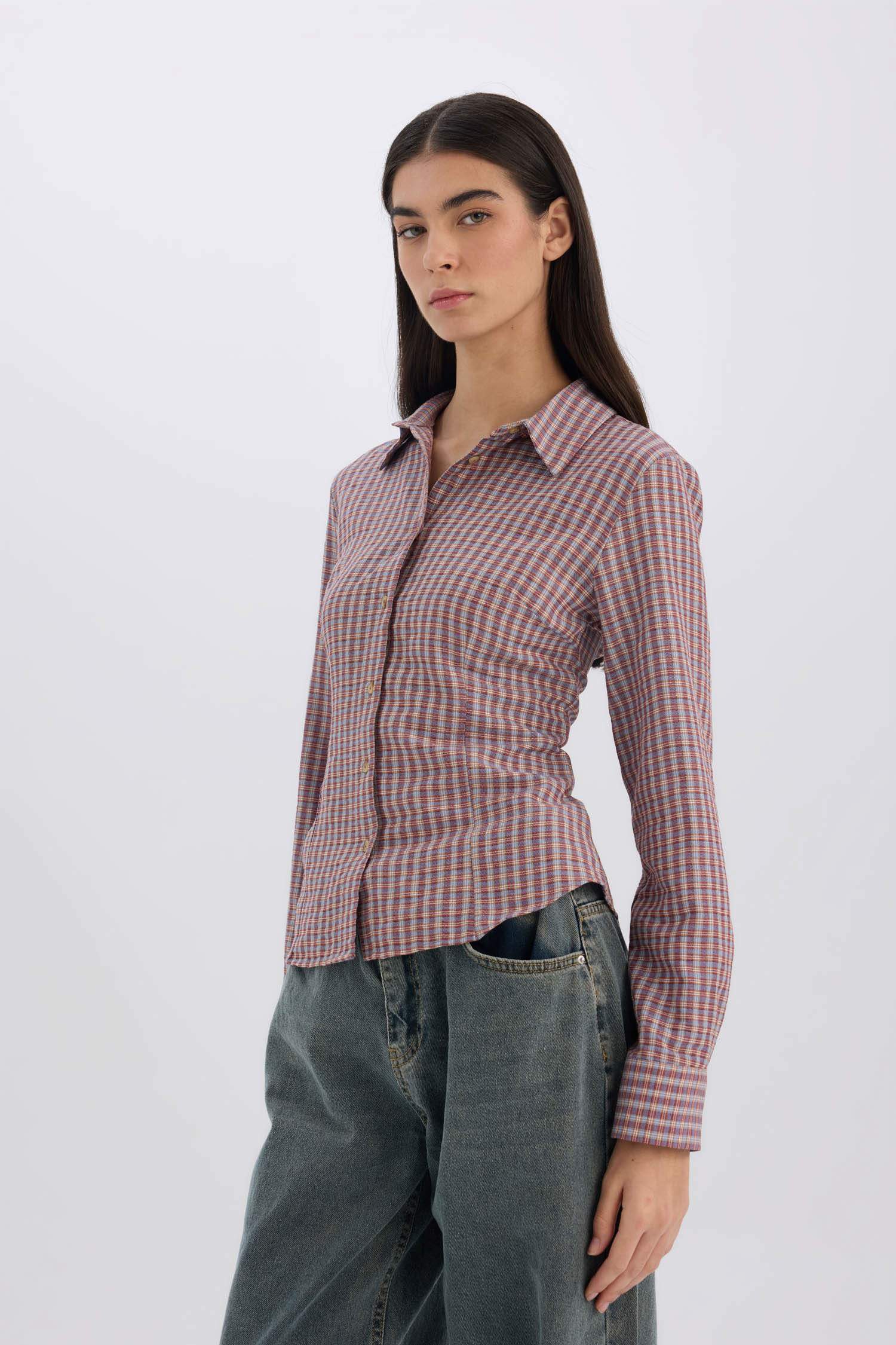 Fitted Kareli Uzun Kollu Gömlek