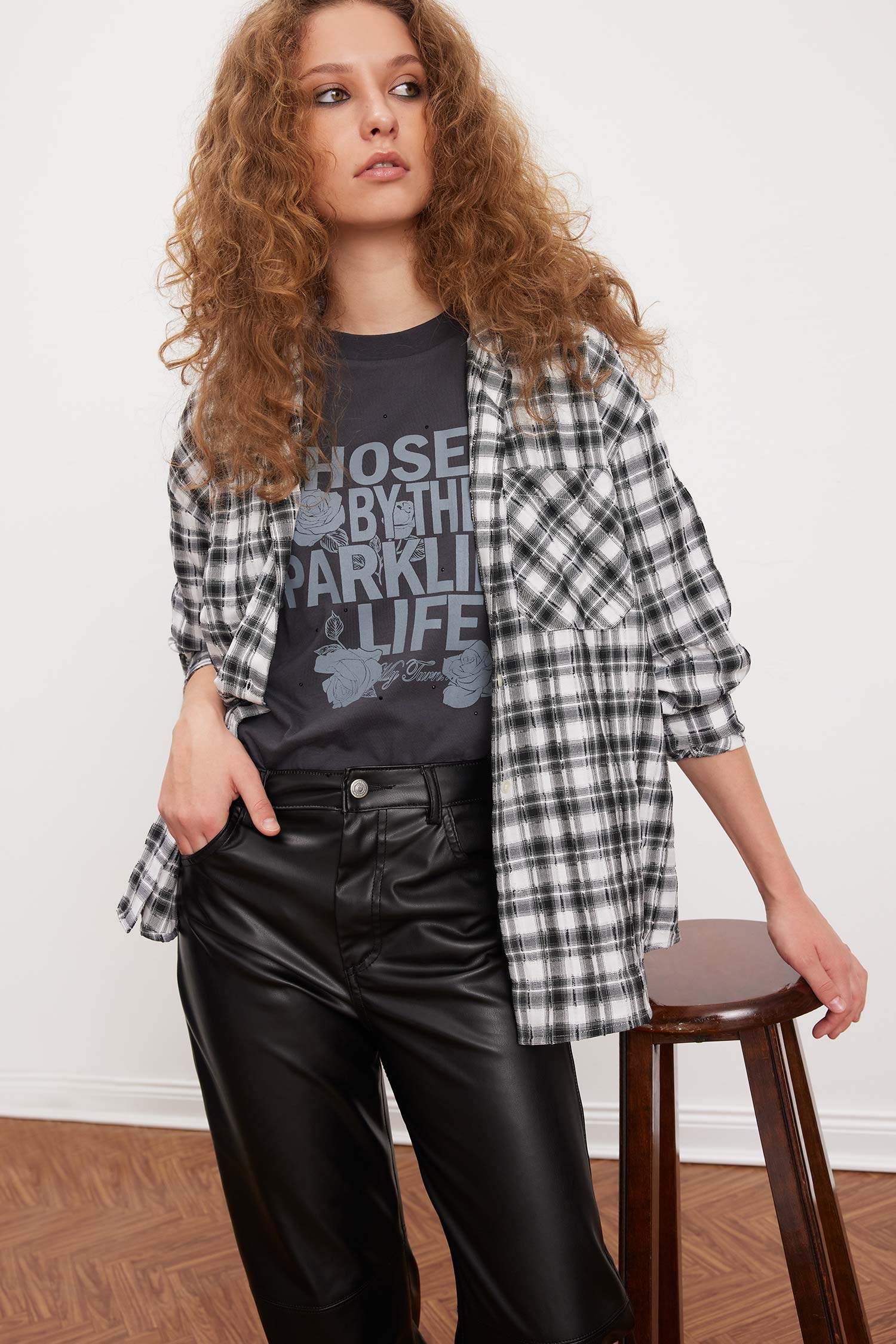 Oversize Geniş Kalıp Cepli Kareli Uzun Kollu Gömlek