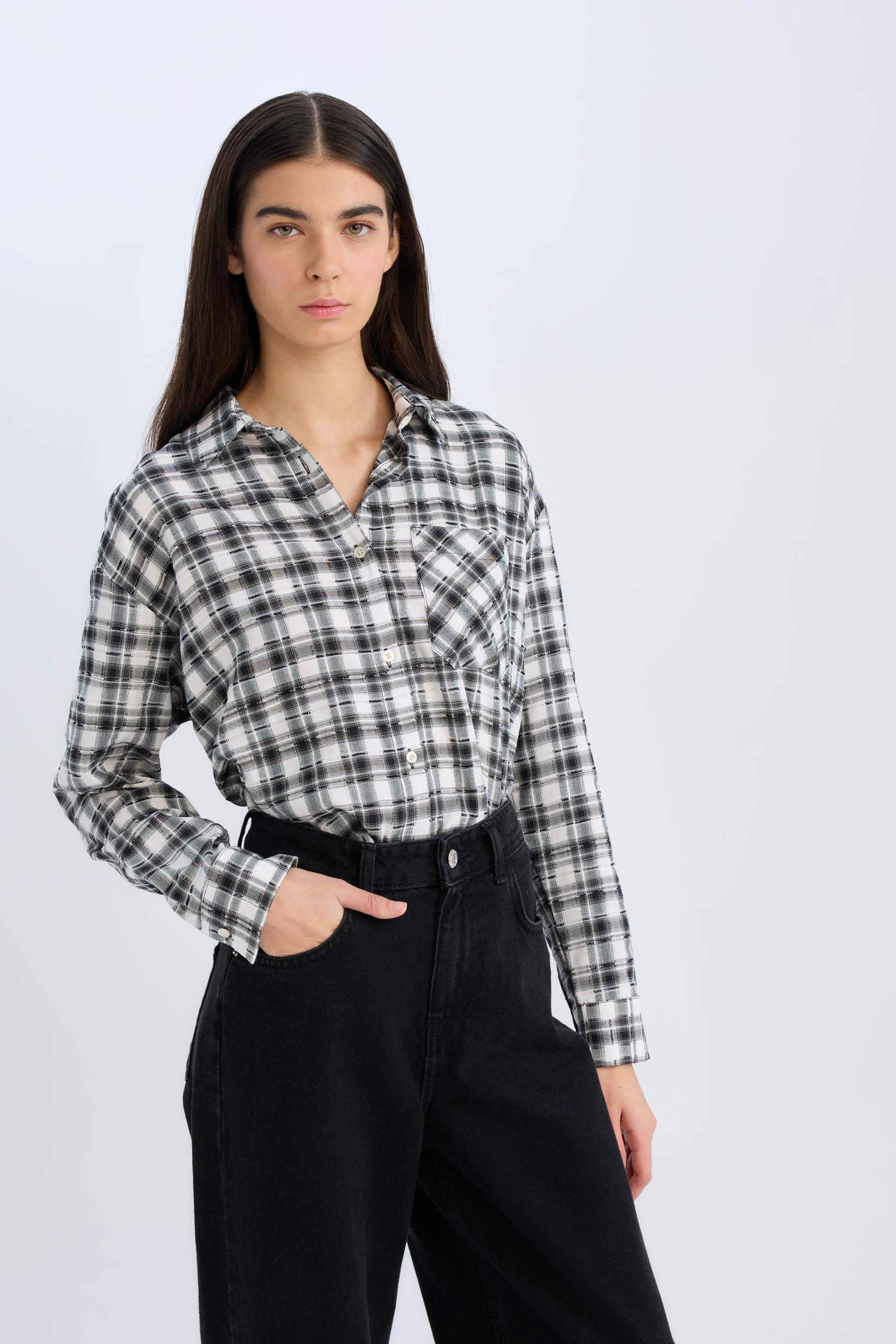 Oversize Geniş Kalıp Cepli Kareli Uzun Kollu Gömlek