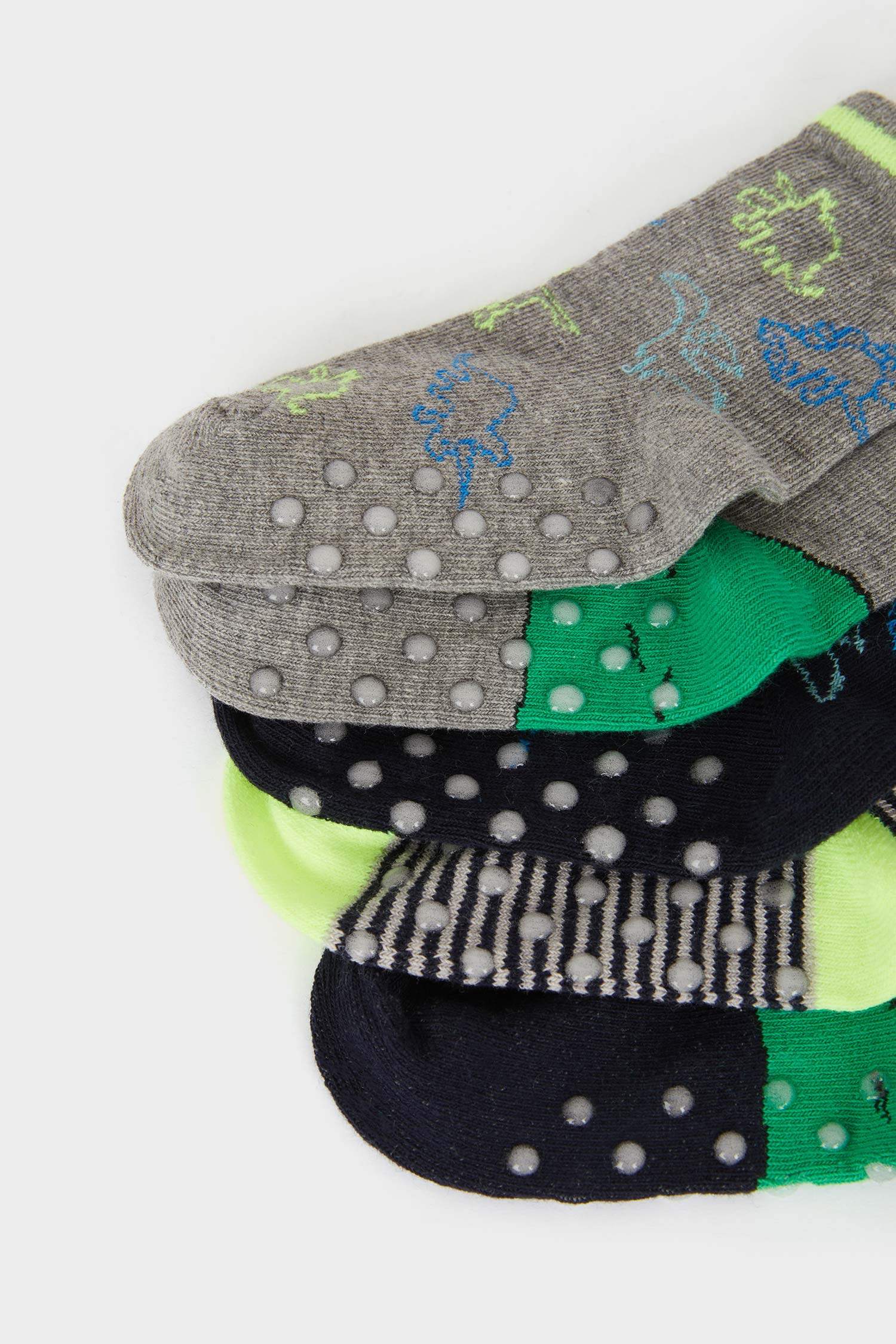 Erkek Bebek Kaydırmaz Taban 5'li Pamuklu Uzun Çorap