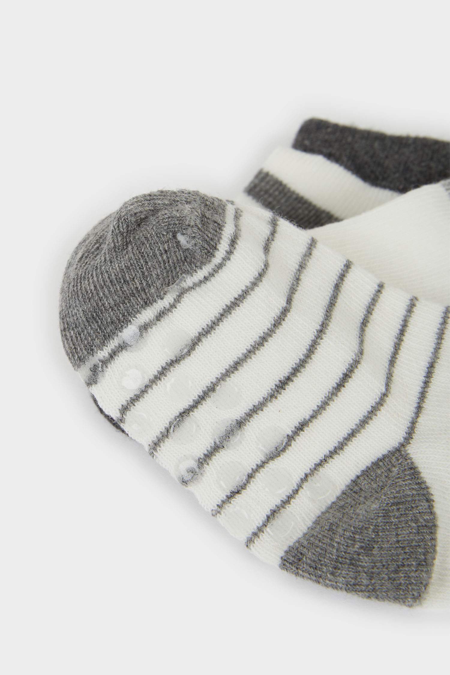 Erkek Bebek Kaydırmaz Taban 3'lü Pamuklu Patik Çorap