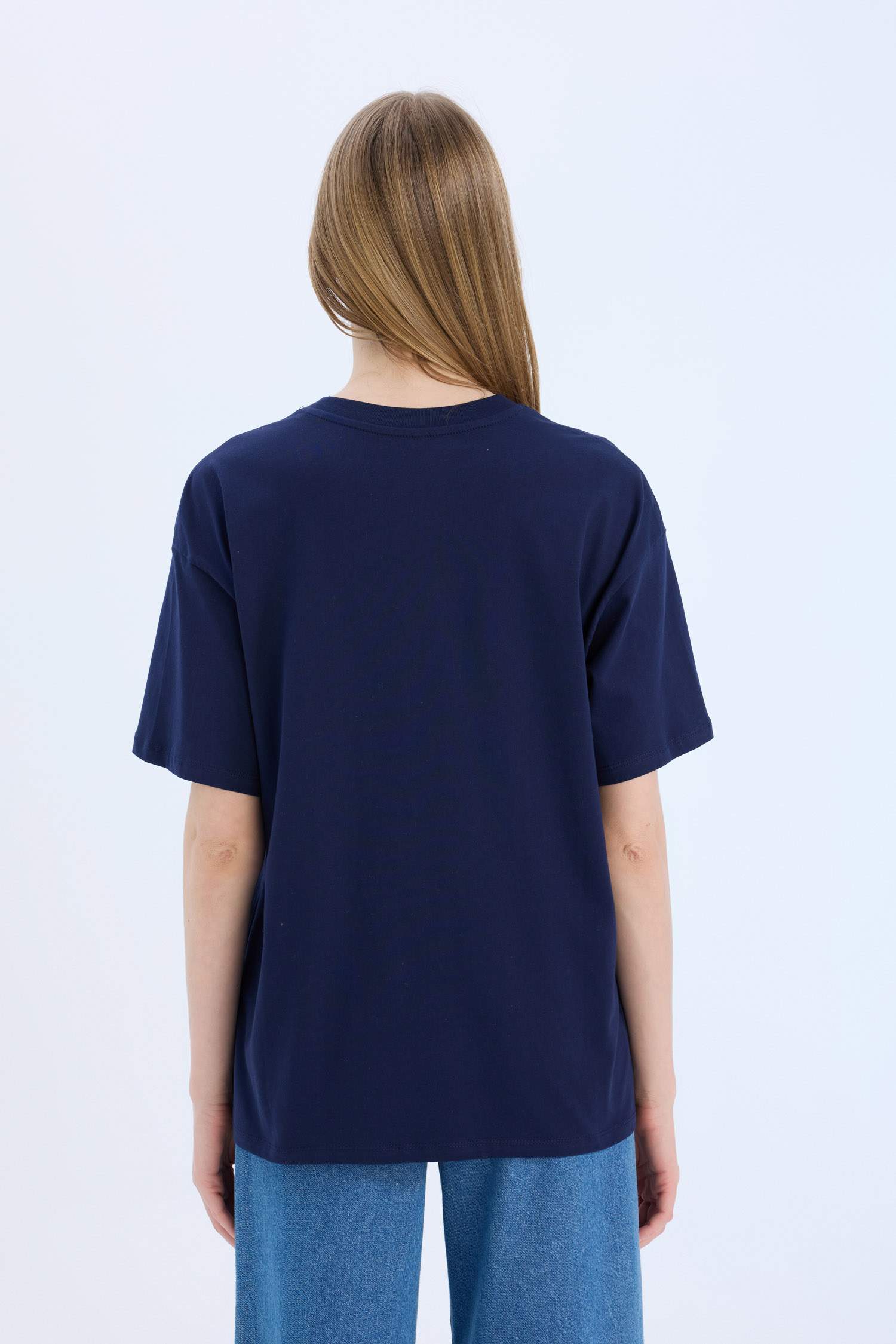 تيشيرت كاجوال اوفر سايز نص كم برقبة مستديرة