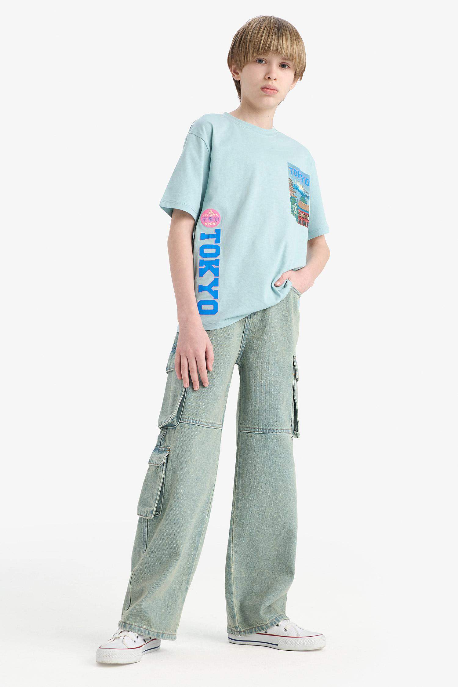 Ұлдарға дөңгелек жаға басып шығарылған қысқа жеңді Қысқа жеңді футболка