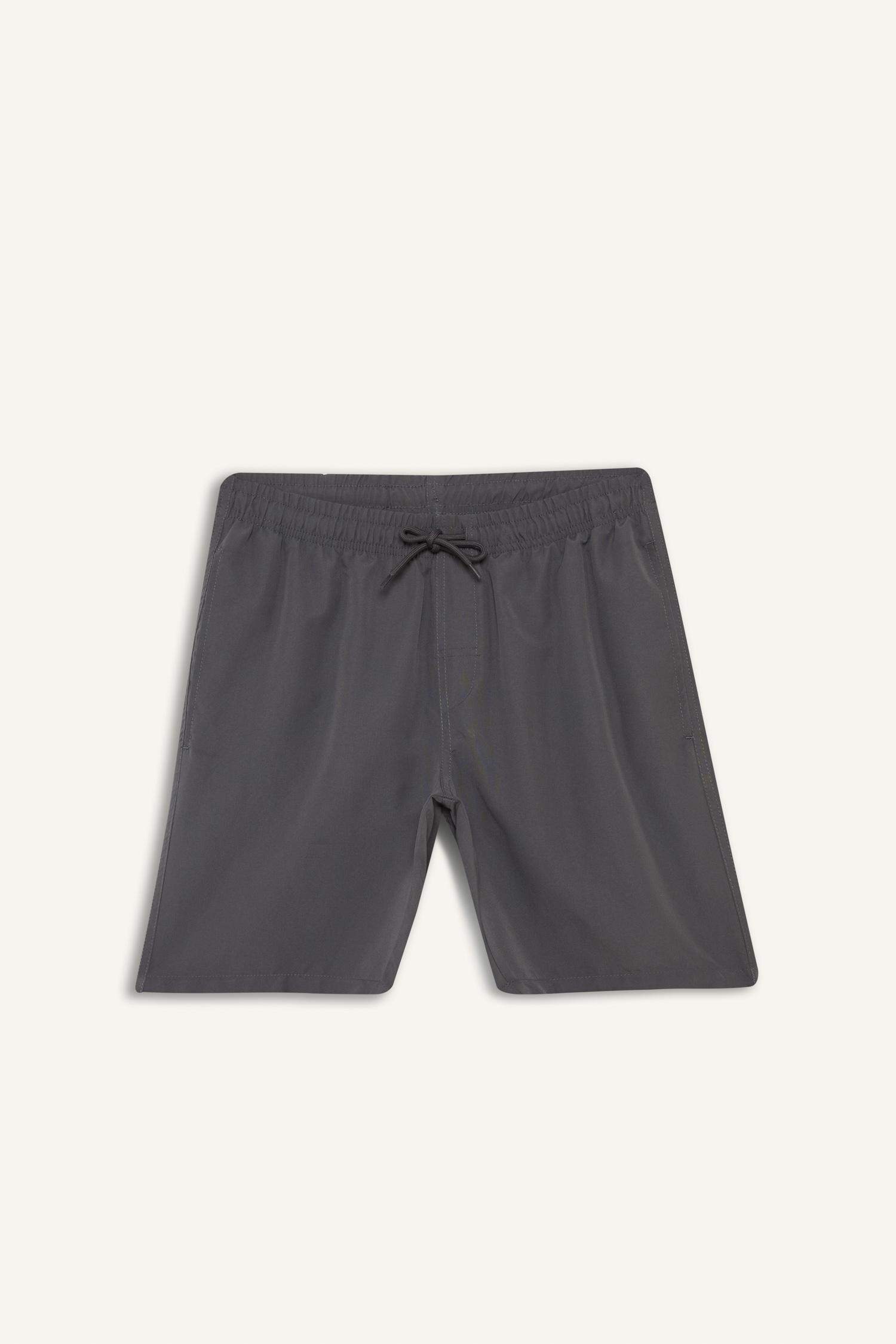 Regular Fit Kısa Boy Cepli File Astarlı Beli Bağcıklı Düz Hafif Kumaş Deniz Şortu