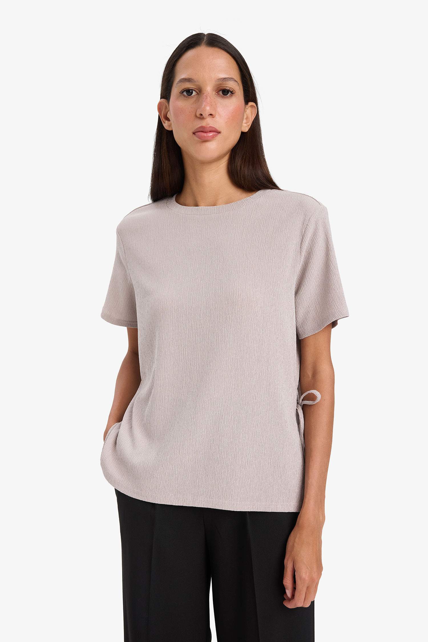 Регулярная посадка футболка с коротким рукавом и круглым вырезом