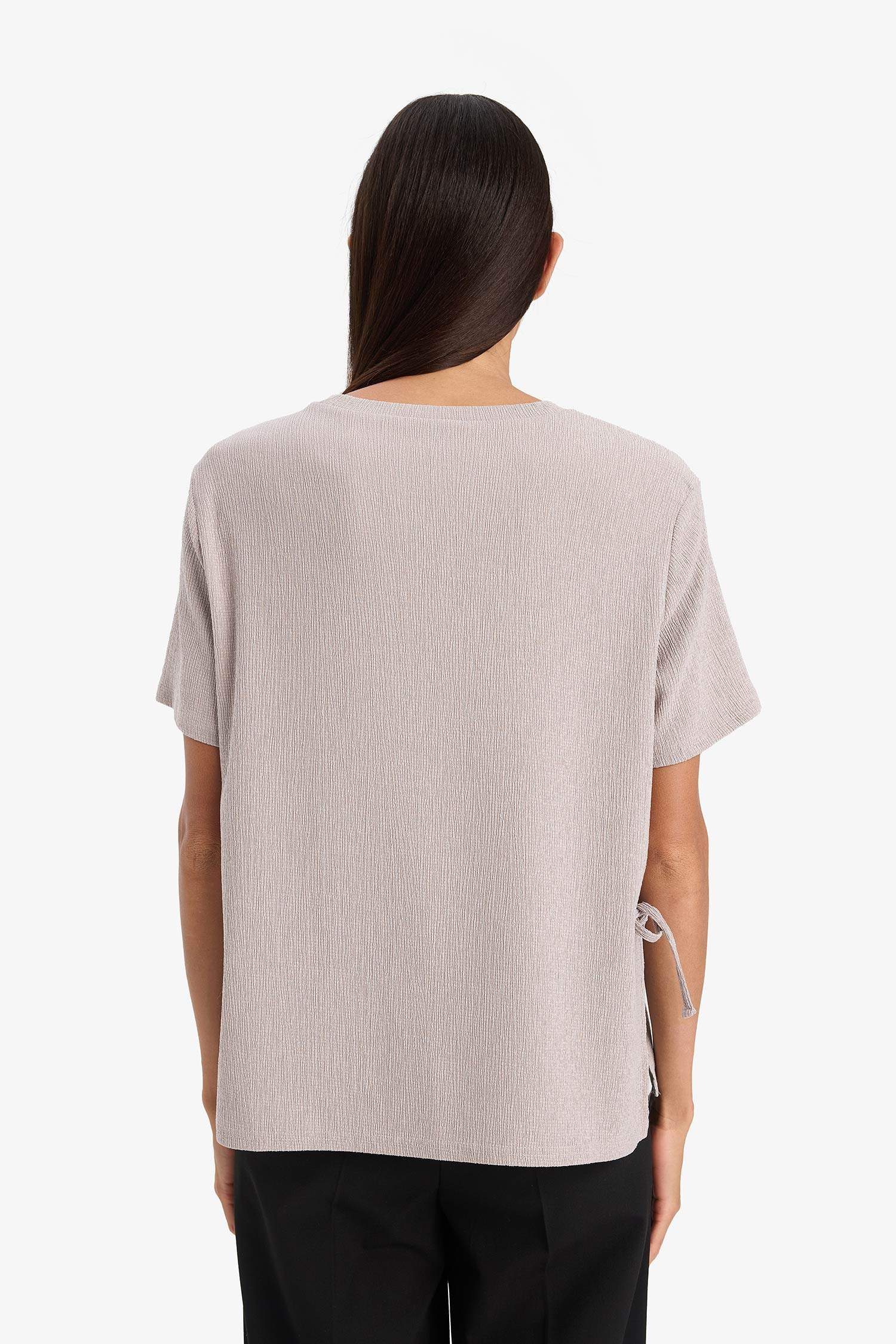 Регулярная посадка футболка с коротким рукавом и круглым вырезом