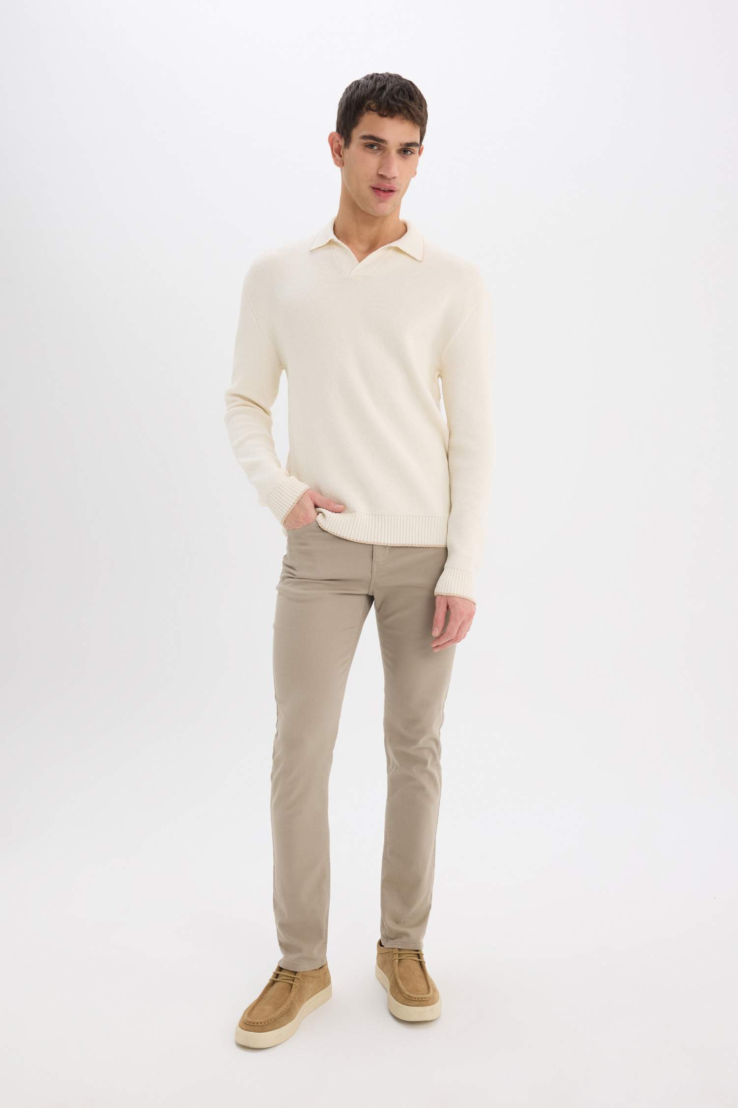 Standard Fit Polo Neck Knitted Pullover