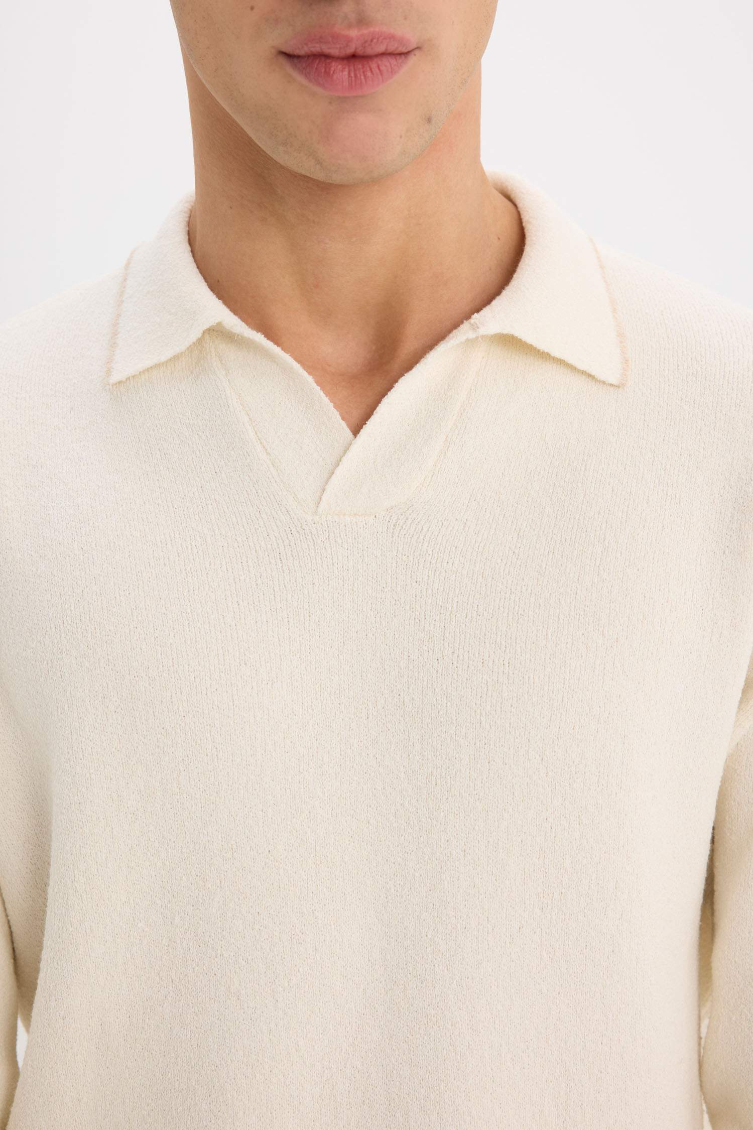 Standard Fit Polo Neck Knitted Pullover