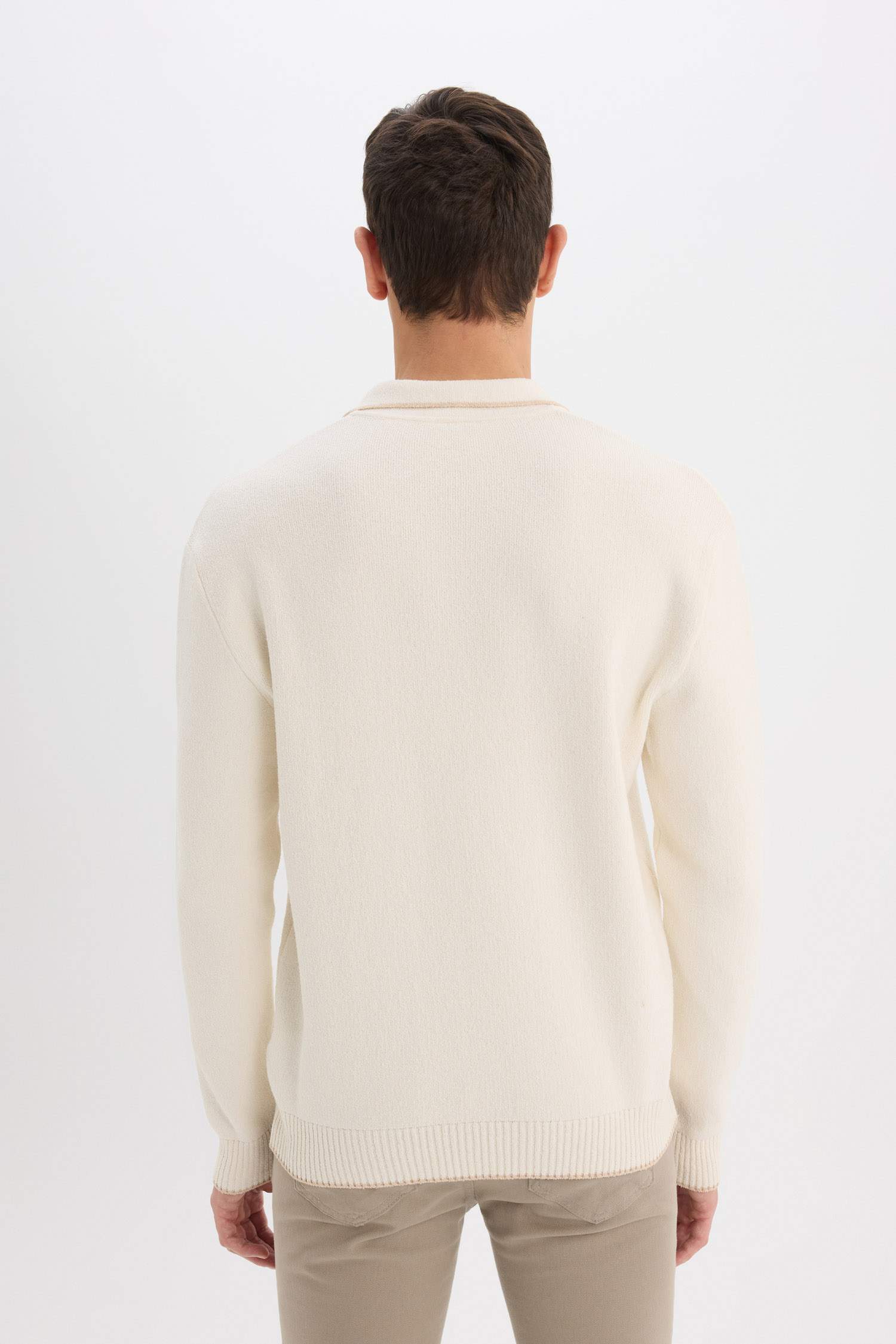 Standard Fit Polo Neck Knitted Pullover