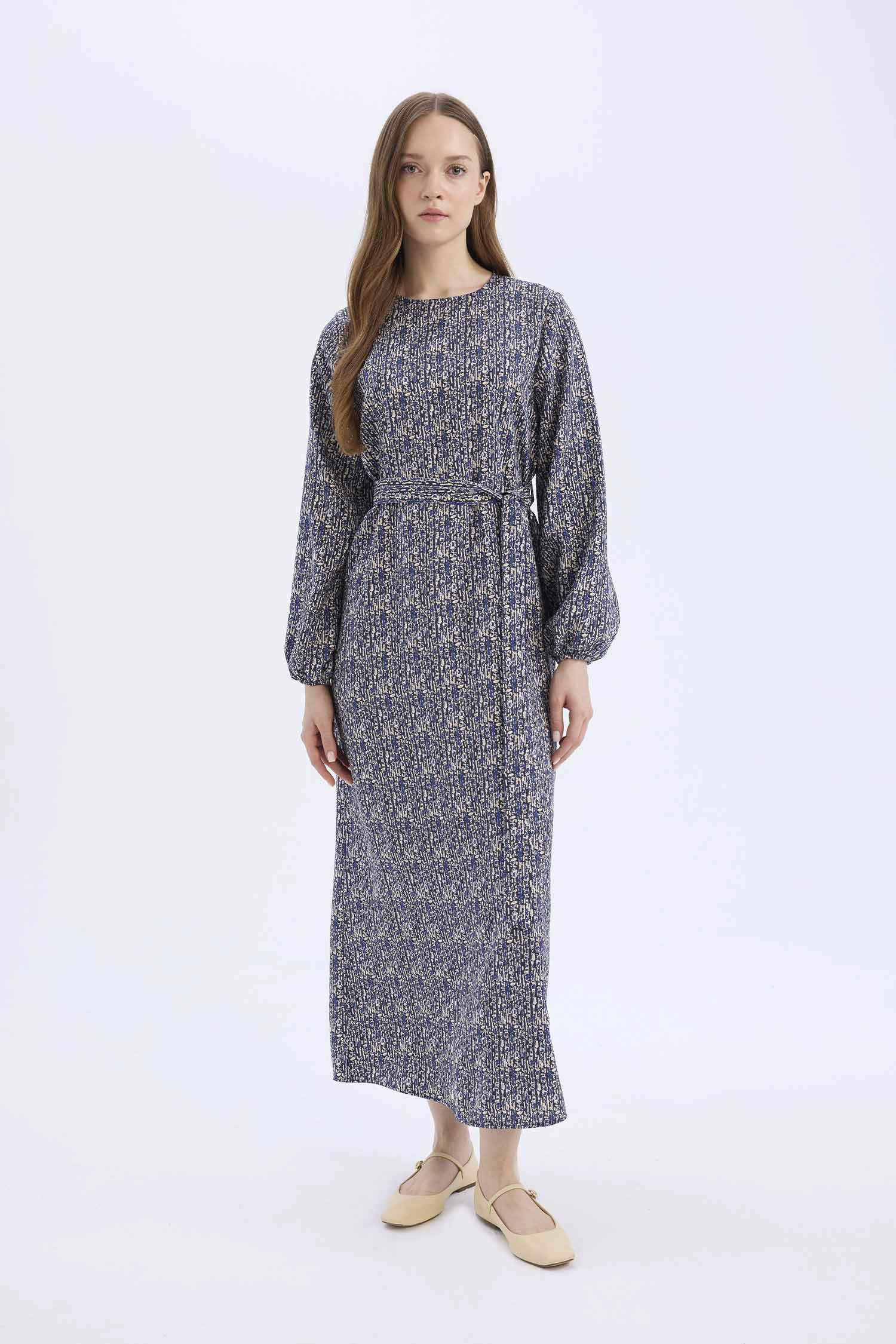 Regular Fit Crew Neck Patterned Belted Maxi Dress