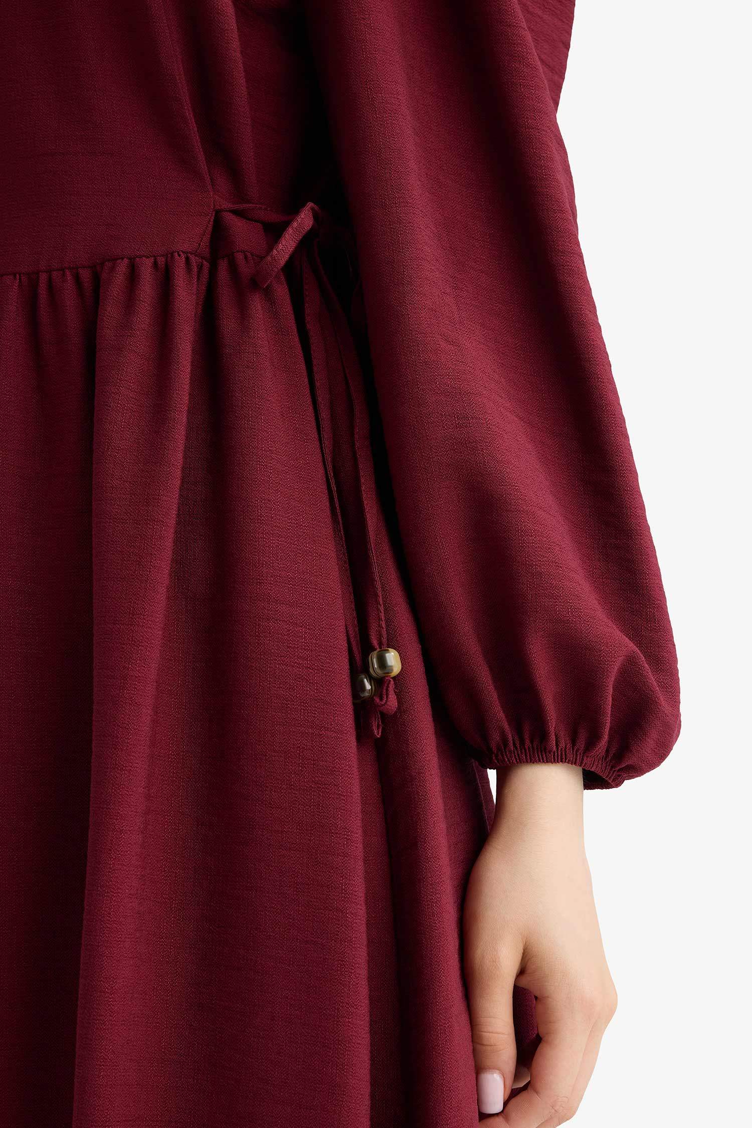 فستان كم طويل ايروبين قصة عادية بياقة مستديرة