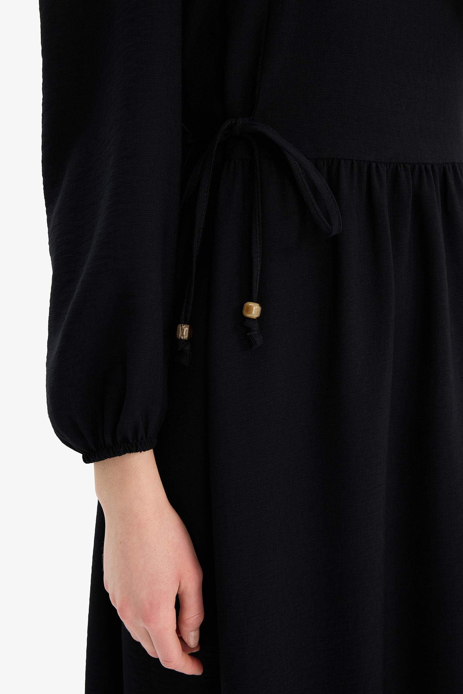 فستان طويل ايروبين قصة عادية بياخة مستديرة