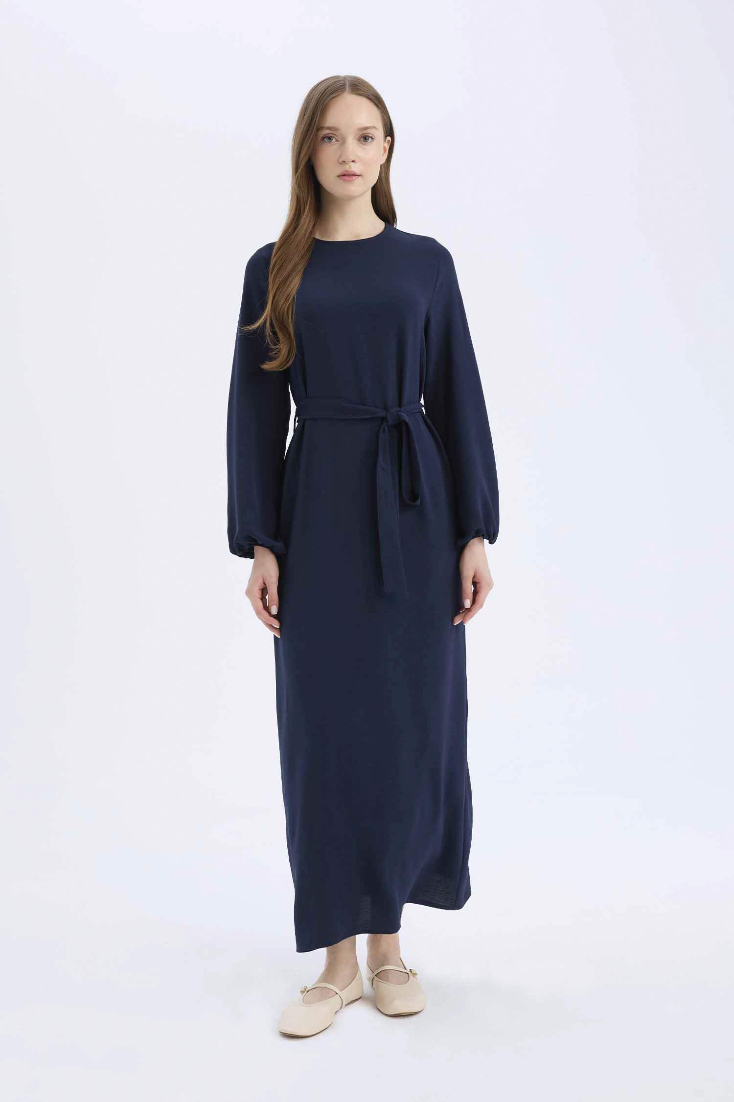 Regular Fit Bisiklet Yaka Basic Düz Kuşaklı Aerobin Uzun Kollu Elbise