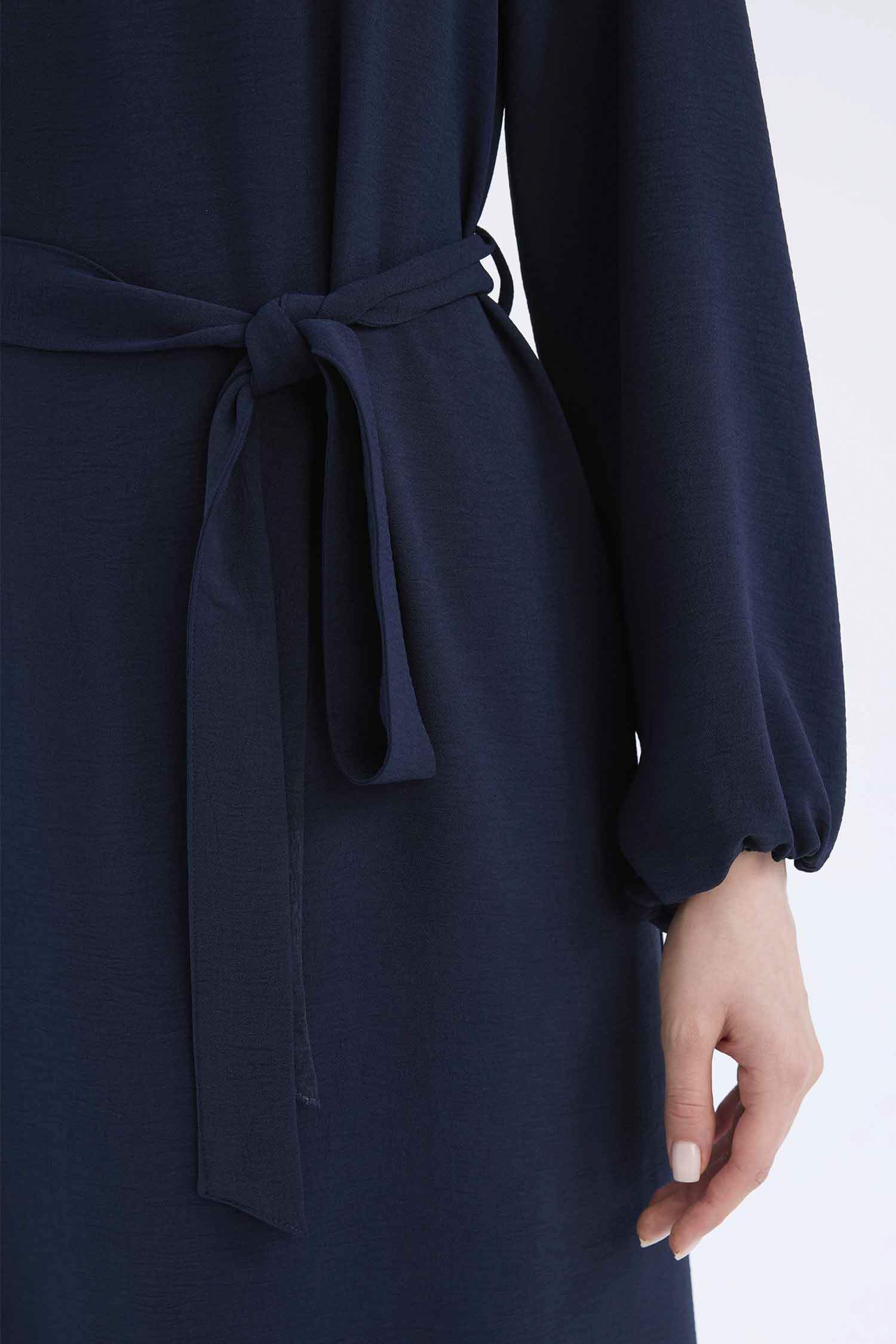 Regular Fit Bisiklet Yaka Basic Düz Kuşaklı Aerobin Uzun Kollu Elbise