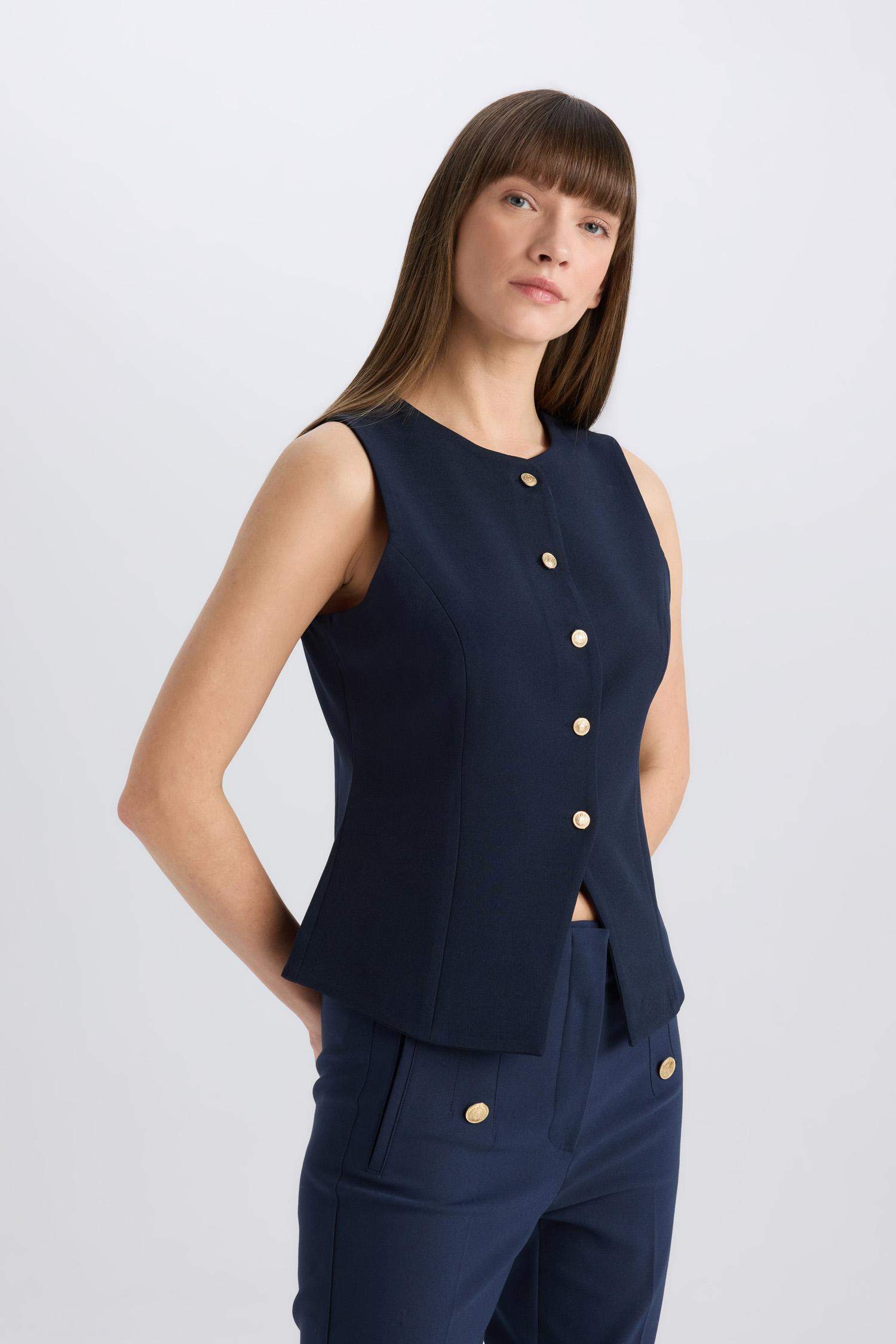 Regular Fit Bisiklet Yaka Düğmeli Blazer Yelek