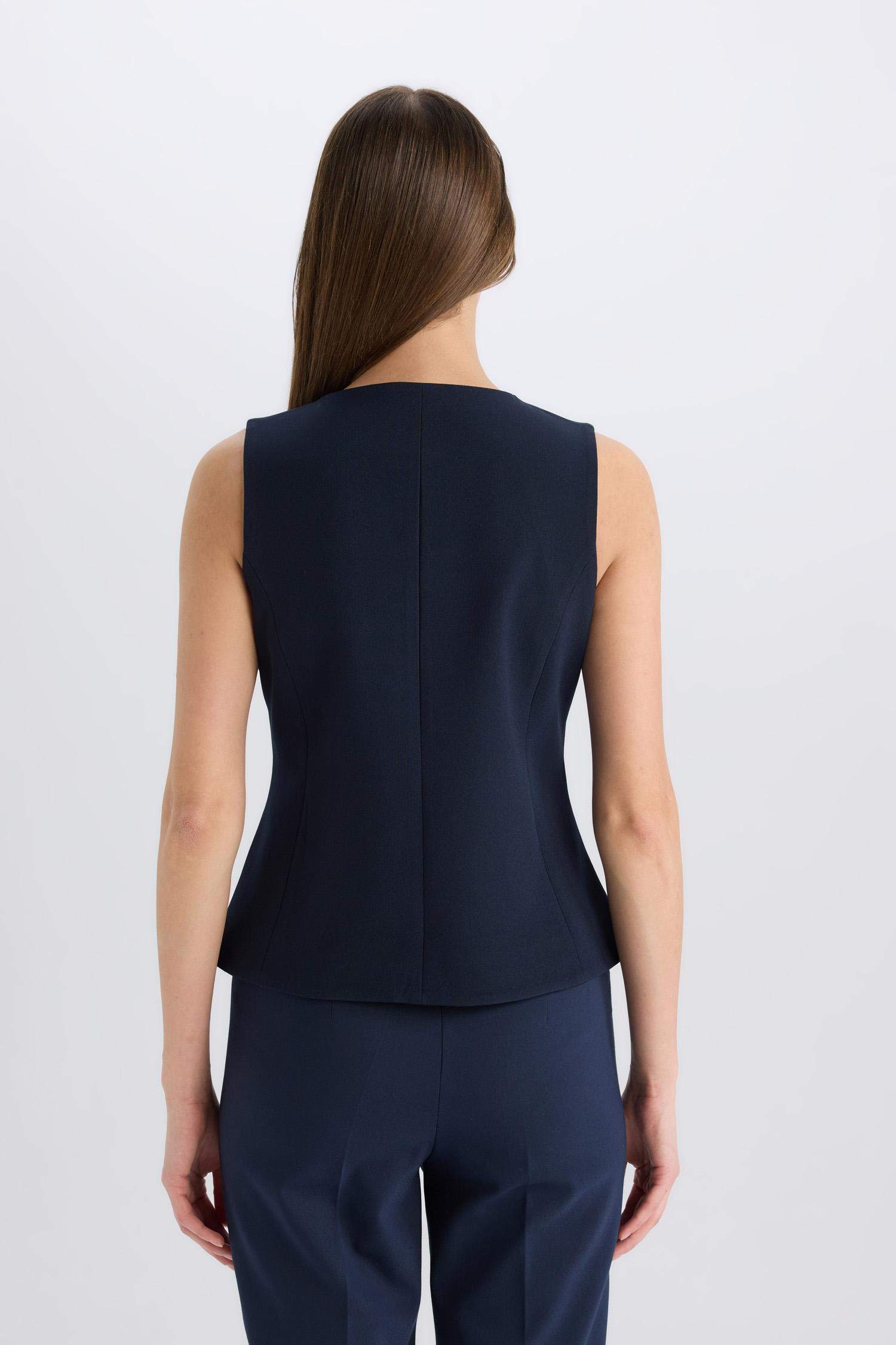 Regular Fit Bisiklet Yaka Düğmeli Blazer Yelek