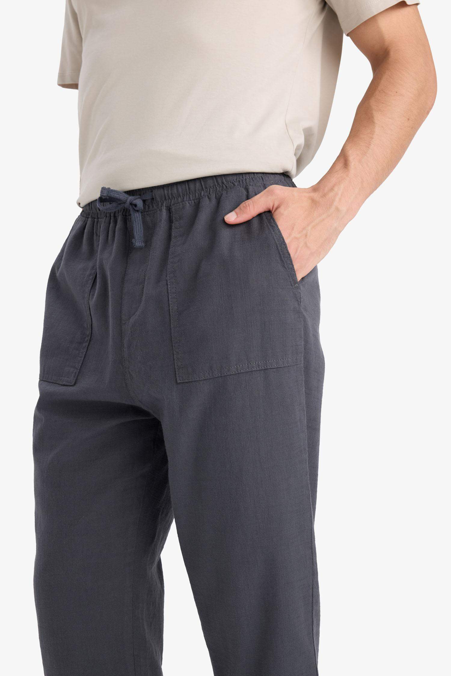 Regular Fit Cotton Capri Pants