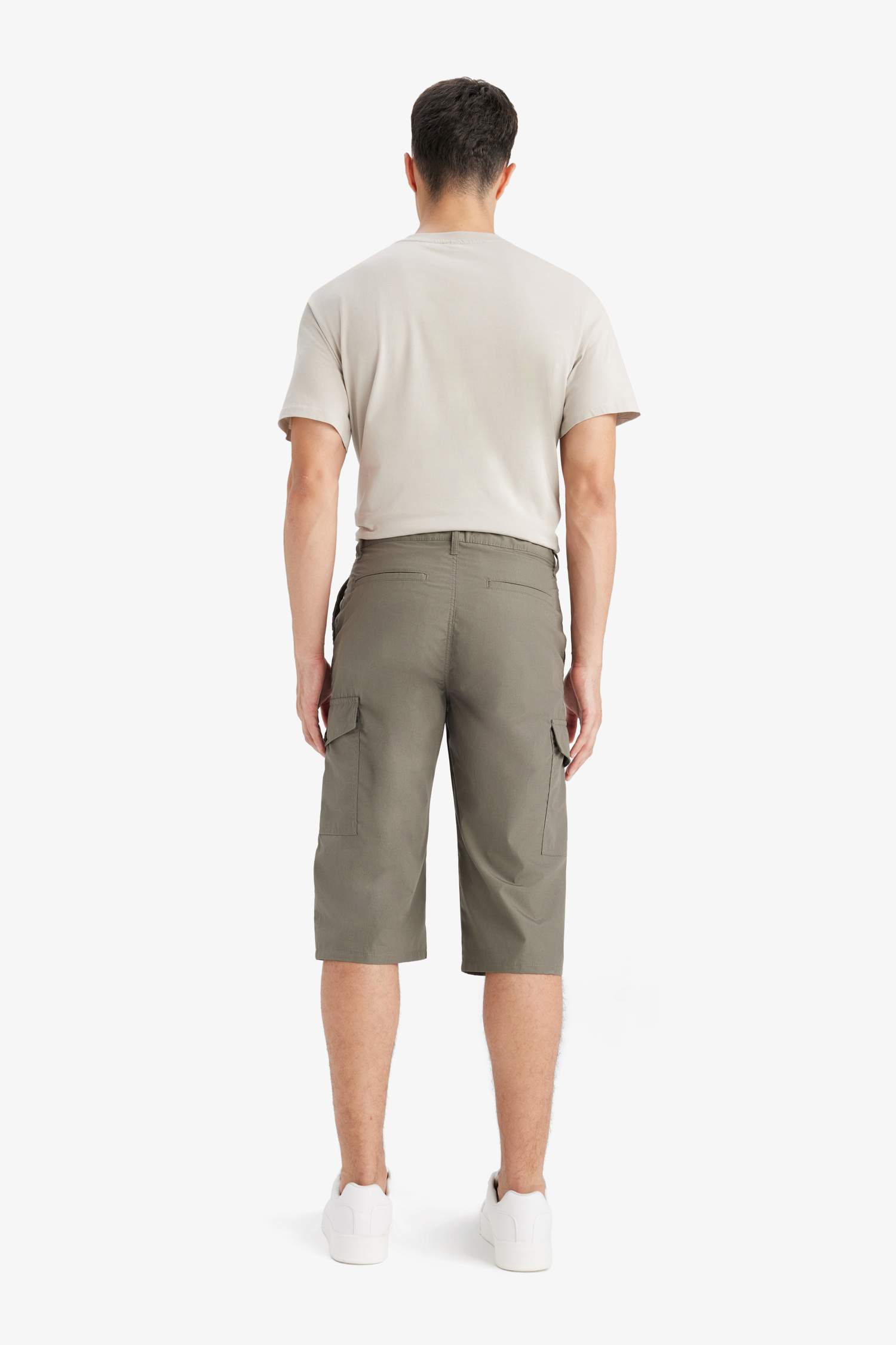 كابري قطن قصة عادية