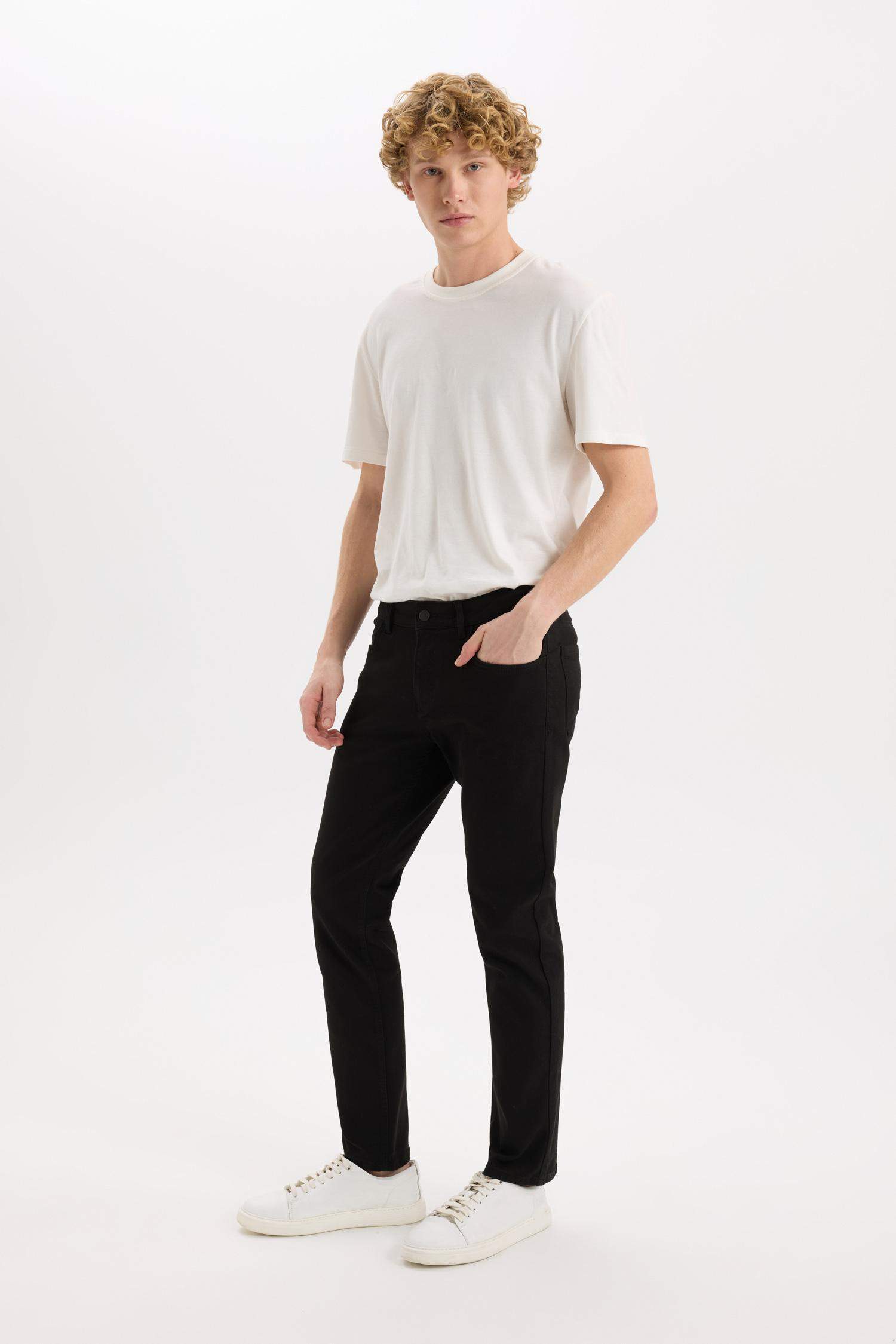 Pedro Slim Fit Dar Kalıp Normal Bel Dar Paça Siyah Jean Pantolon