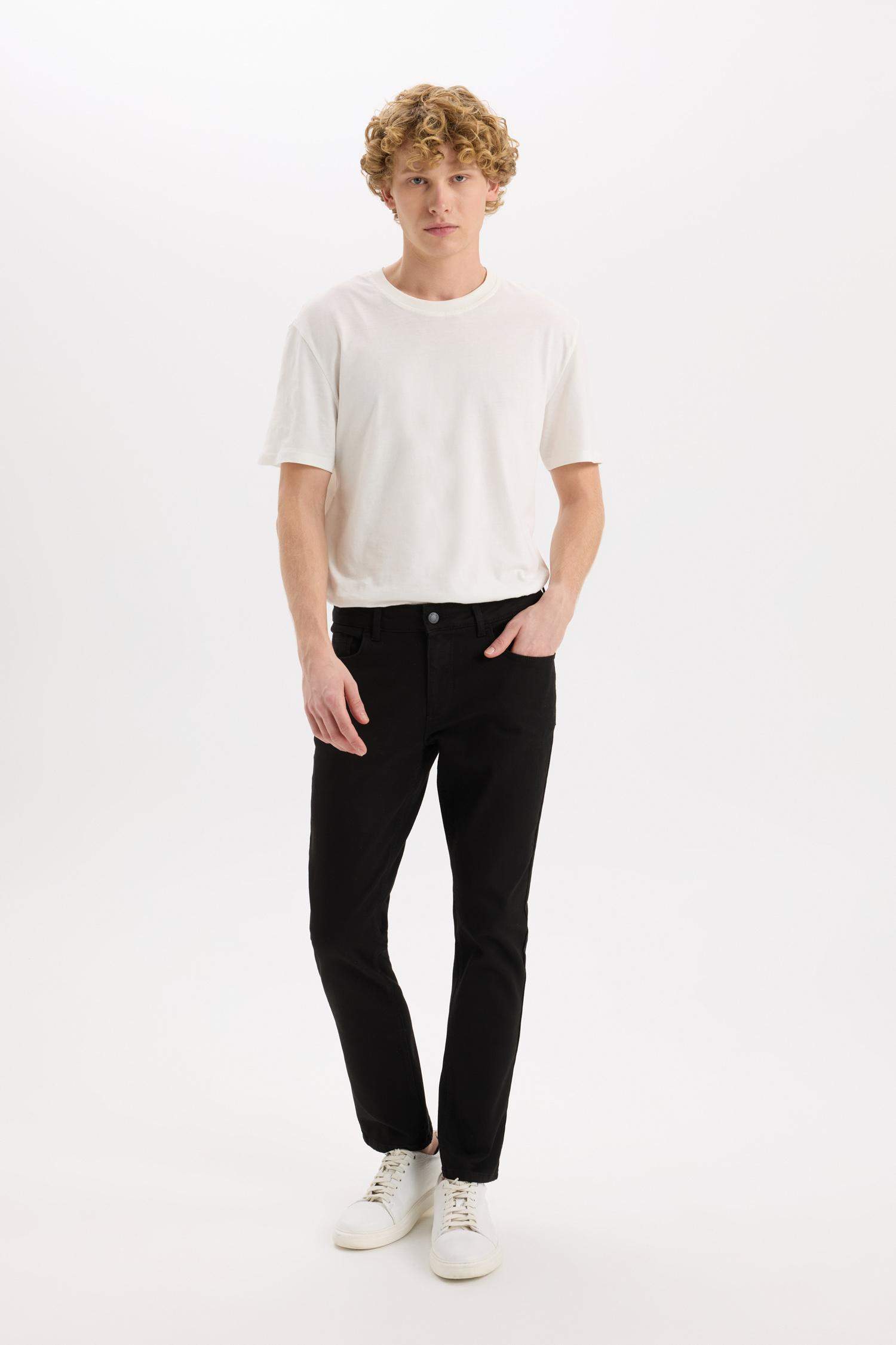 Pedro Slim Fit Dar Kalıp Normal Bel Dar Paça Siyah Jean Pantolon