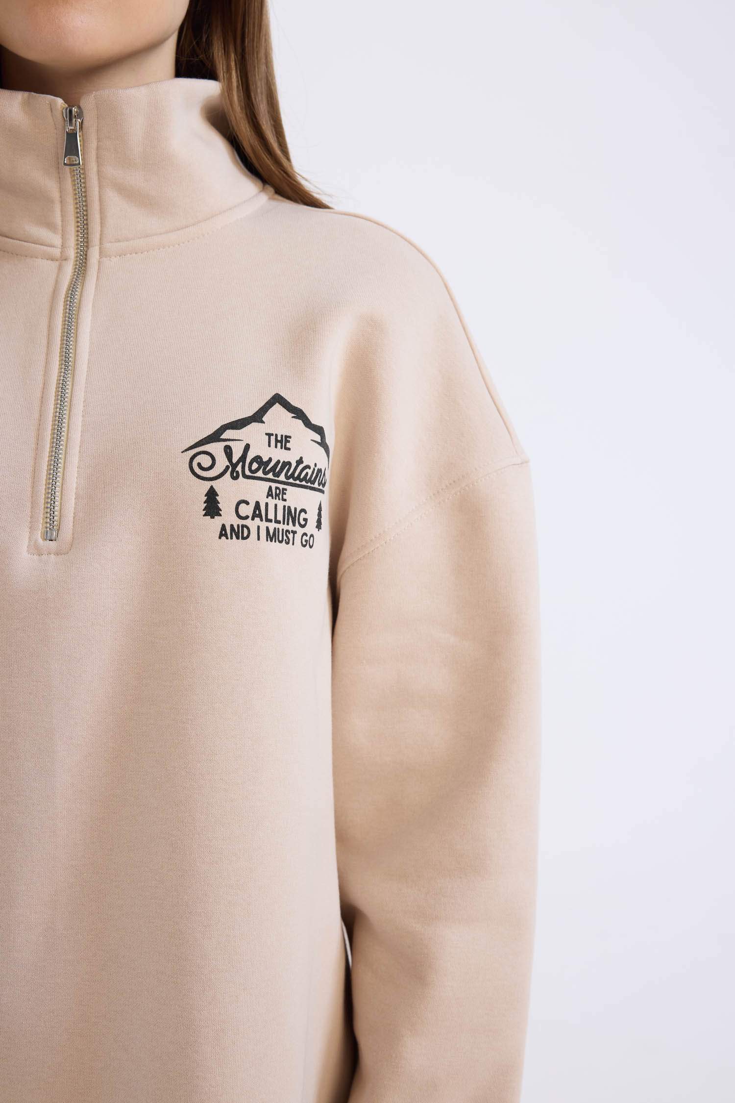 Relax Fit Yarım Fermuarlı Dik Yaka Baskılı İçi Yumuşak Tüylü Kalın  Sweatshirt Tunik