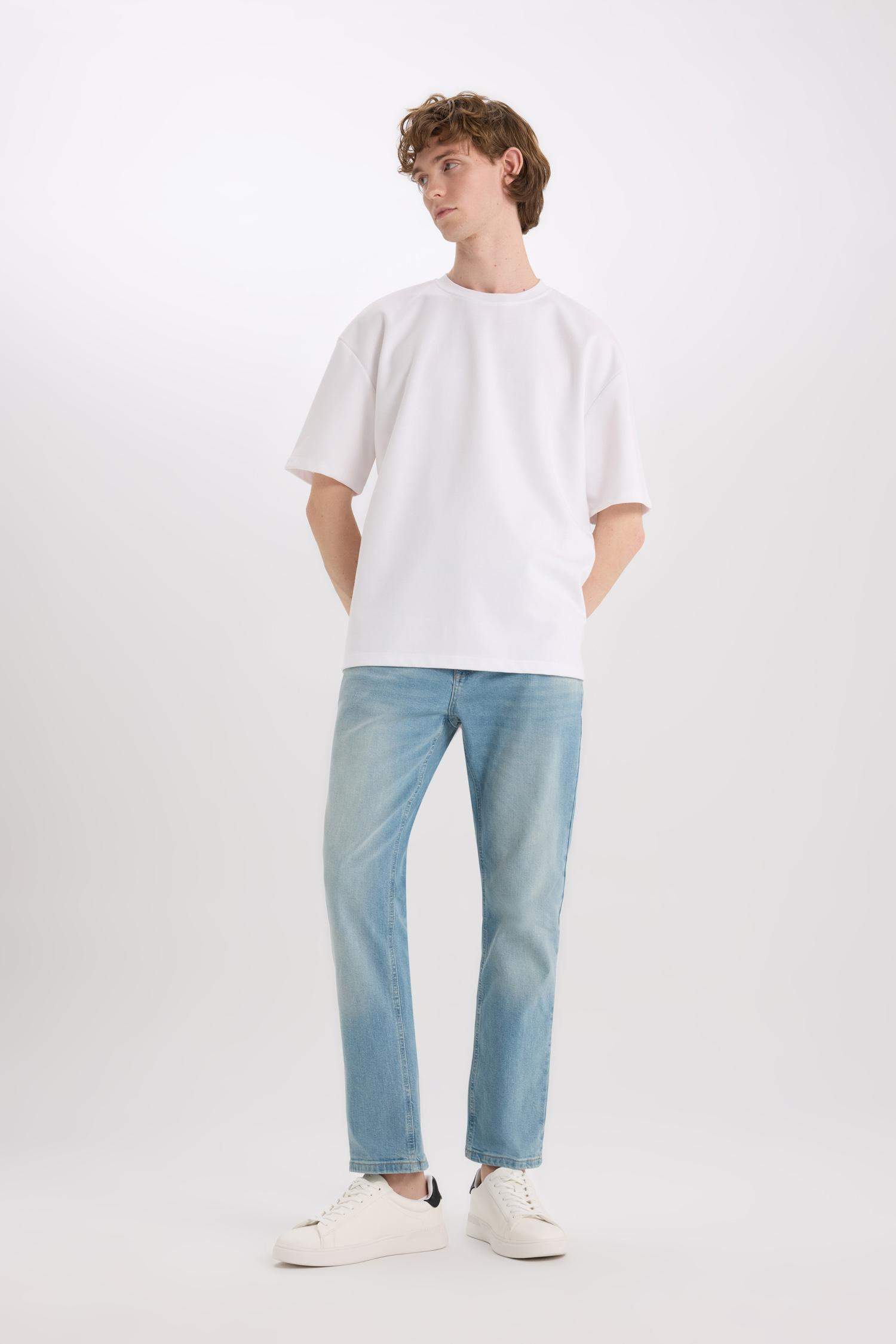 بنطرون جينز سيرجيو قصة عادية برجل عادي وخصر عادي