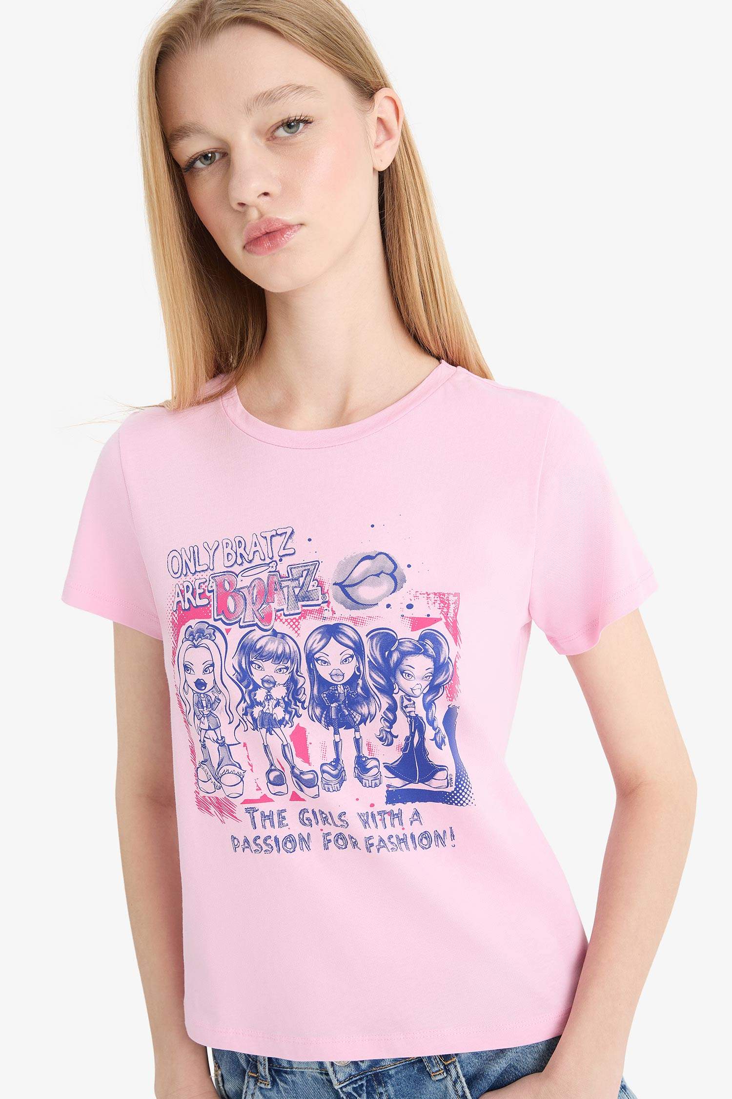 Bratz Regular Fit Bisiklet Yaka Kısa Kollu Tişört